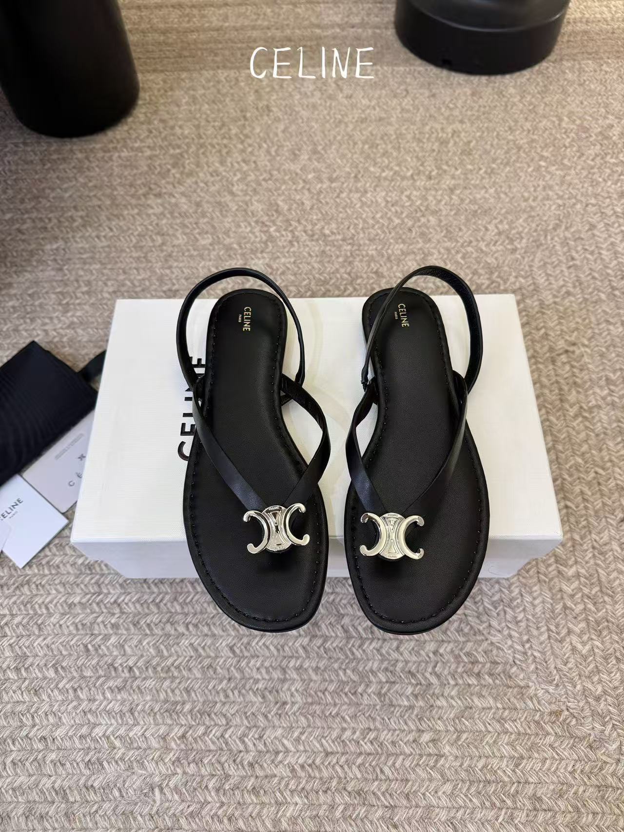 CEL1NE 高品質凱旋門ダイヤモンド装飾フラットサンダル【50％割引+送料無料】