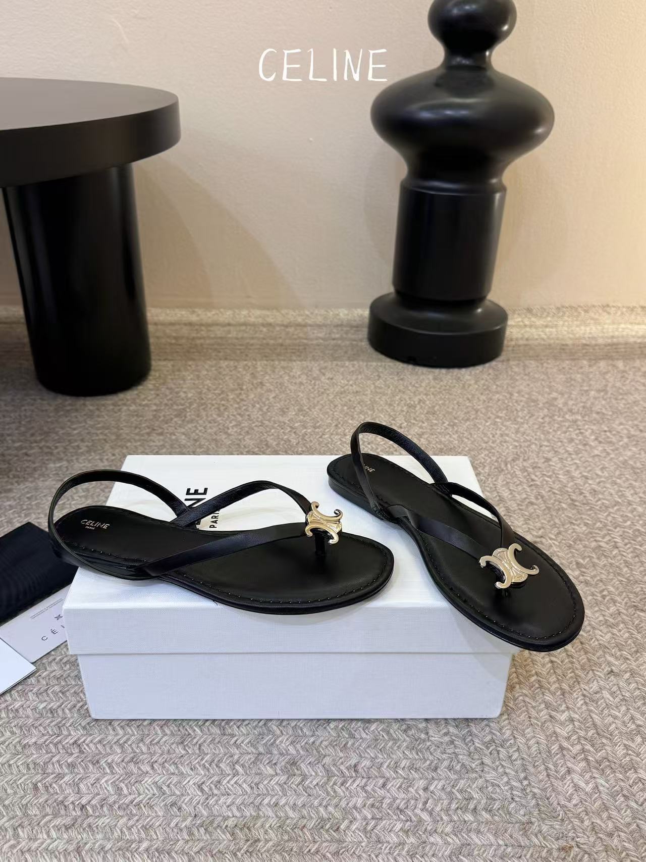 CEL1NE 高品質凱旋門ダイヤモンド装飾フラットサンダル【50％割引+送料無料】