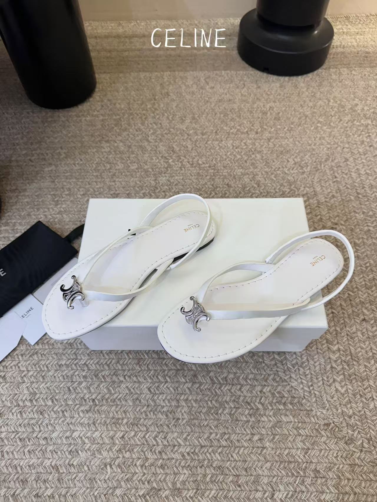 CEL1NE 高品質凱旋門ダイヤモンド装飾フラットサンダル【50％割引+送料無料】