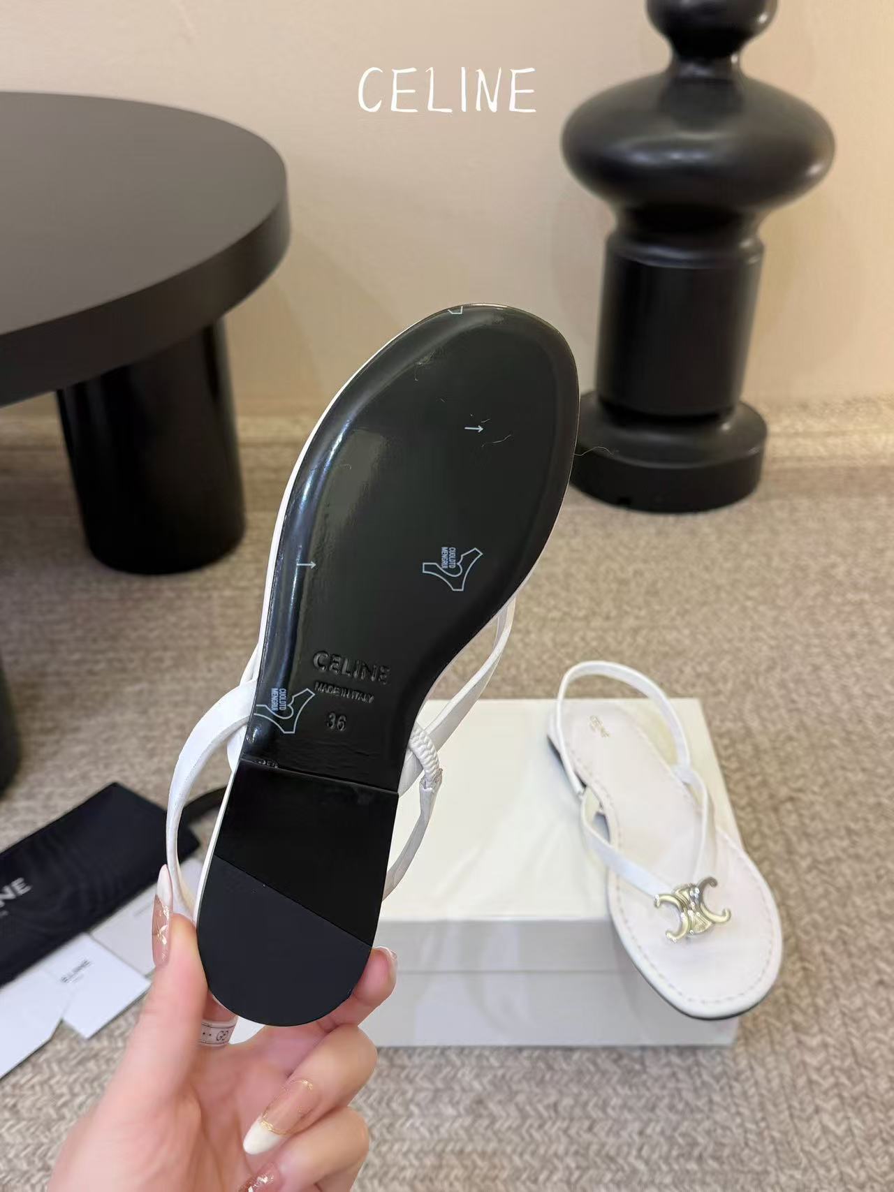 CEL1NE 高品質凱旋門ダイヤモンド装飾フラットサンダル【50％割引+送料無料】