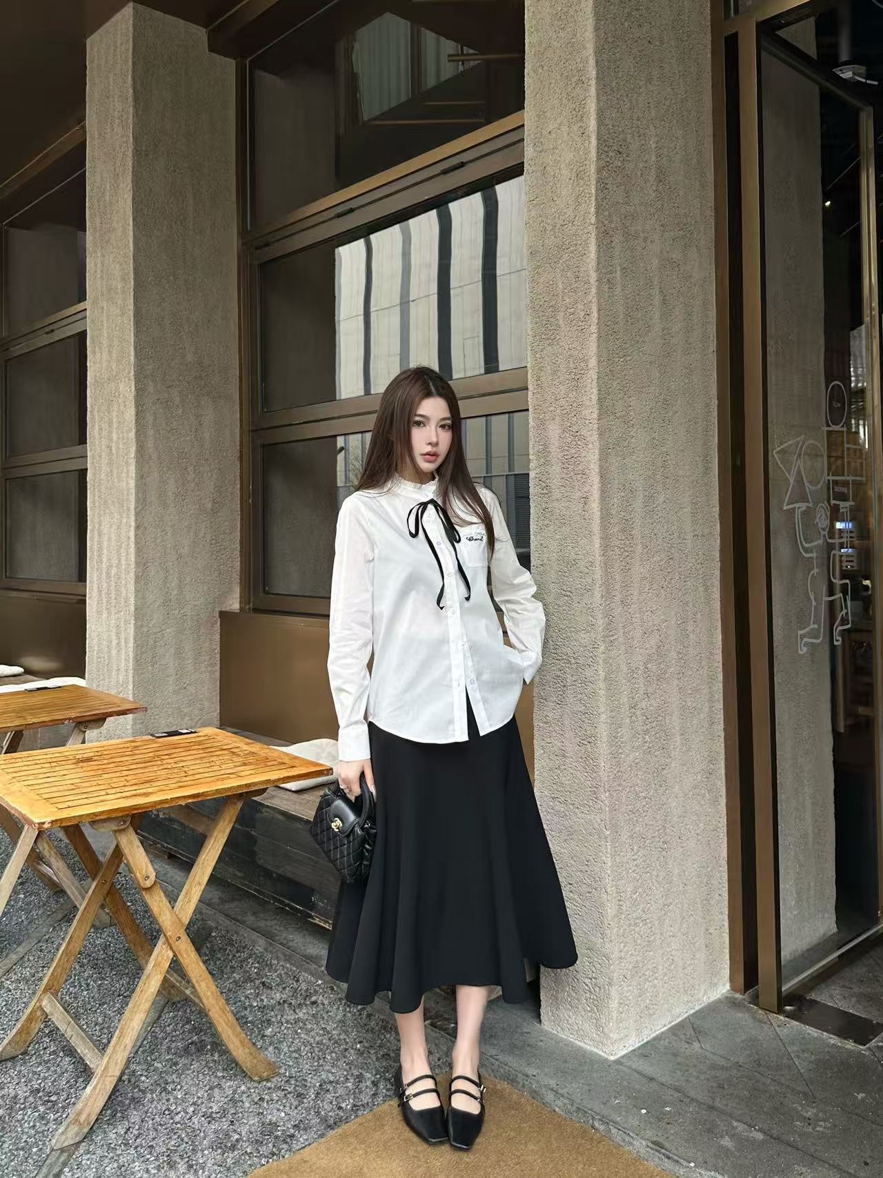 M1UM1U フリル付きシャツ【50％割引+送料無料】