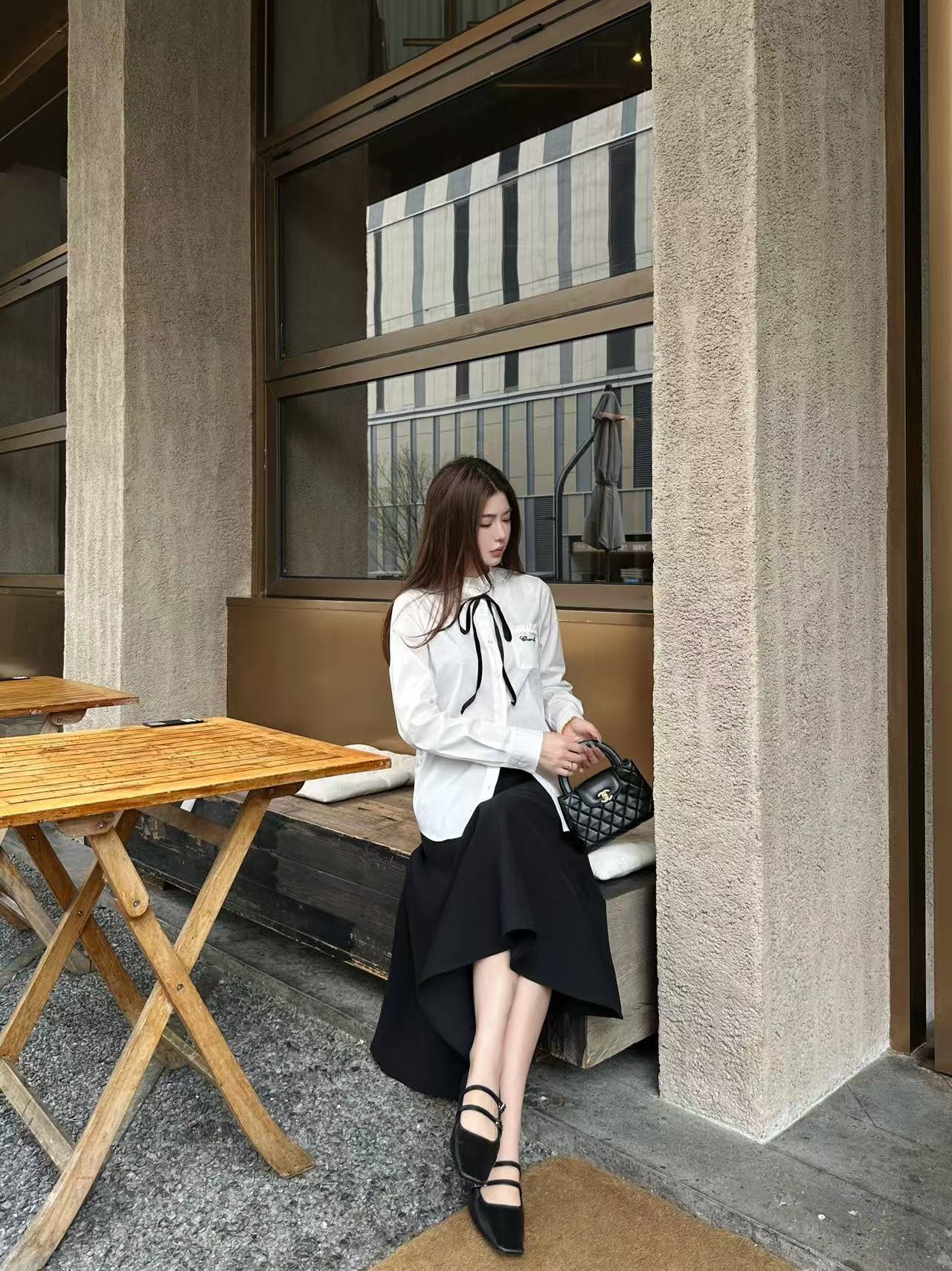 M1UM1U フリル付きシャツ【50％割引+送料無料】