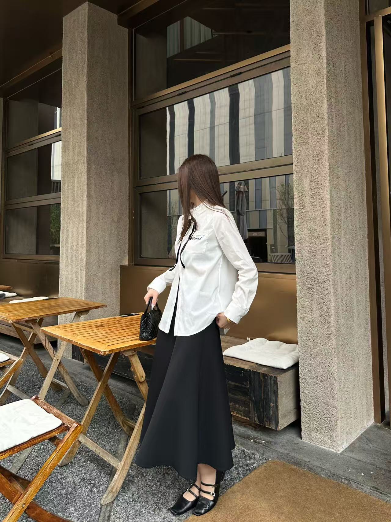 M1UM1U フリル付きシャツ【50％割引+送料無料】