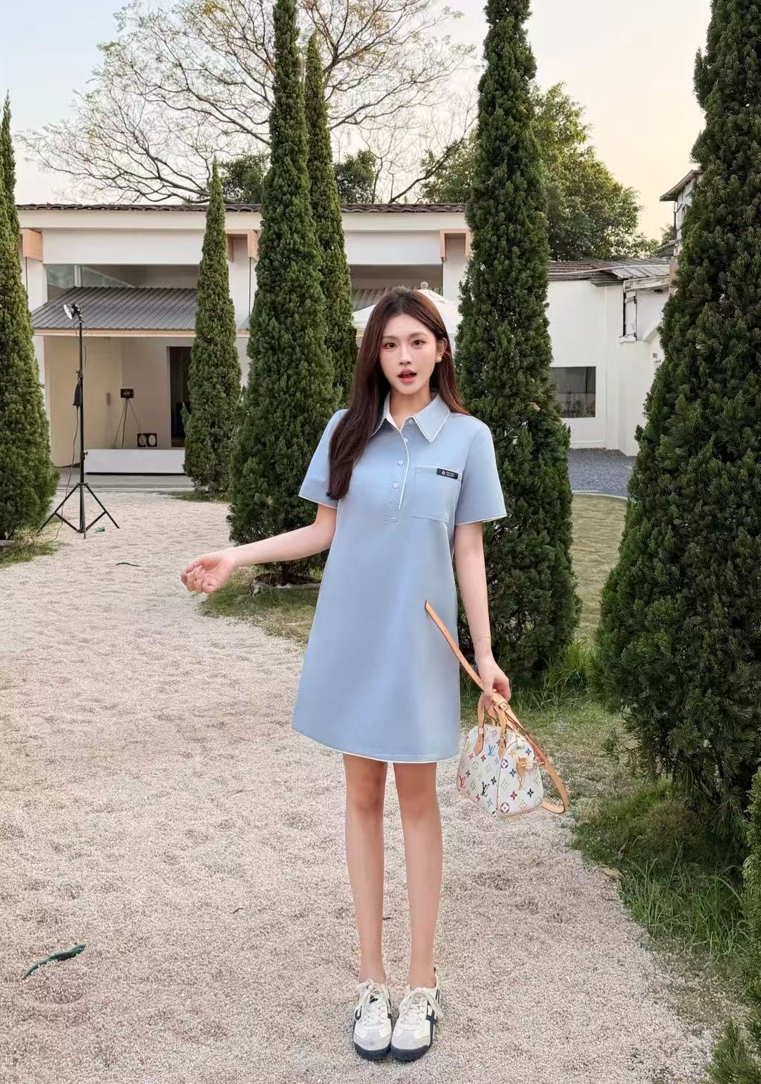 M1UM1U ラペルワンピース（文字刺繍ポケット付き）【50％割引+送料無料】