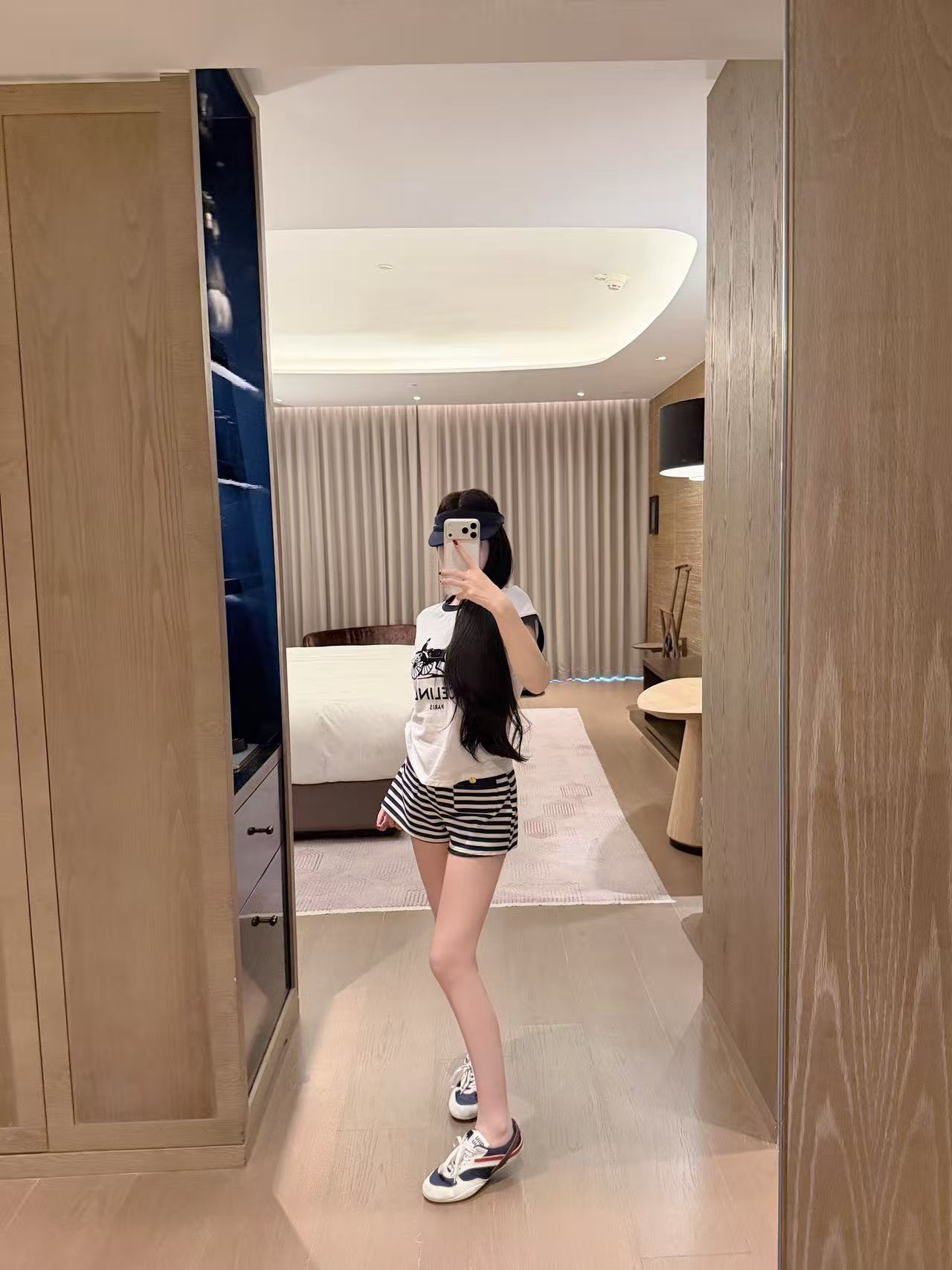 CEL1NE レターTシャツ＋ショートパンツ ツーピースセット【50％割引+送料無料】