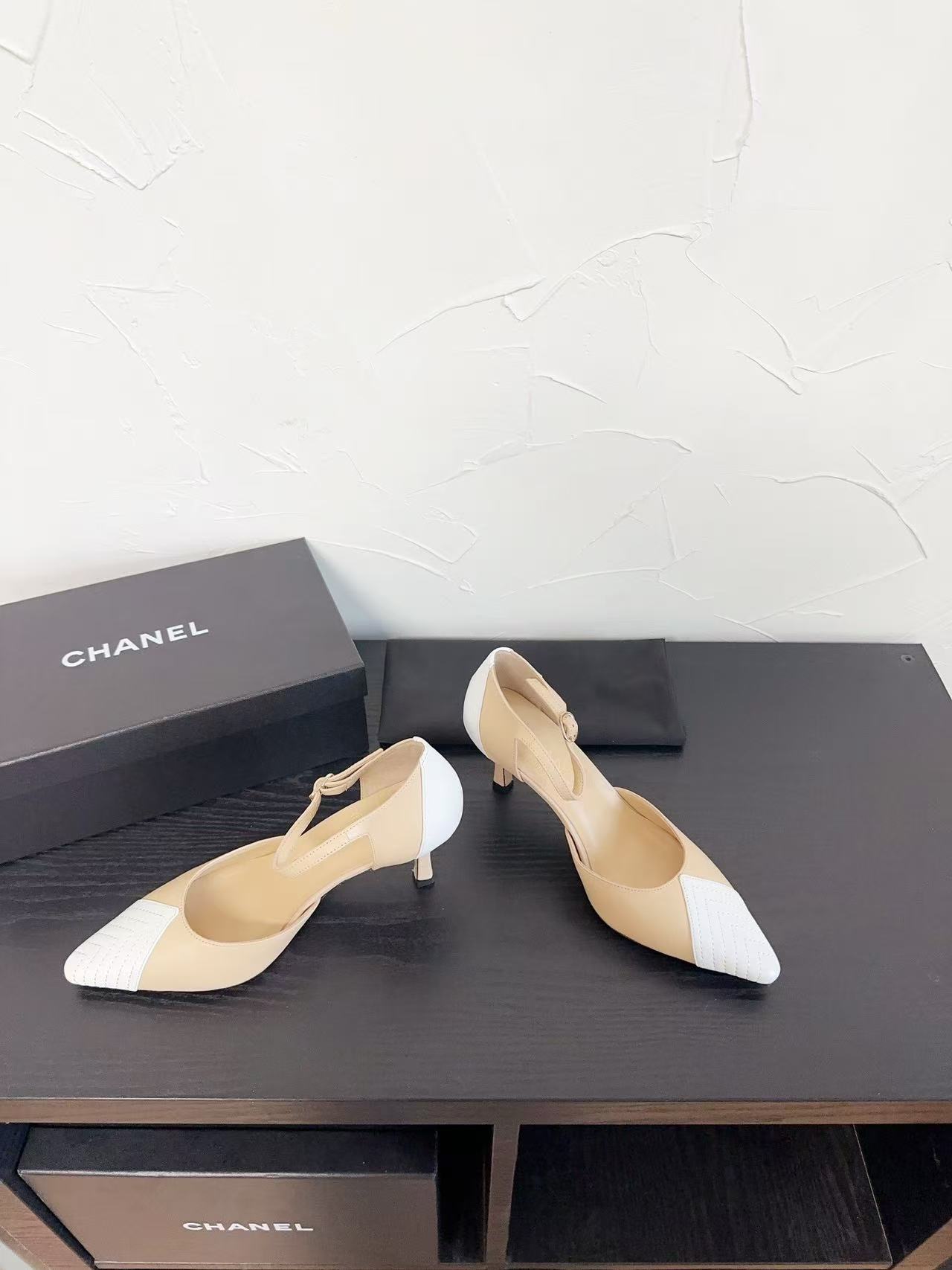 CHANE1 シンプルなカラーブロックレザーローヒールシューズ【50％割引+送料無料】