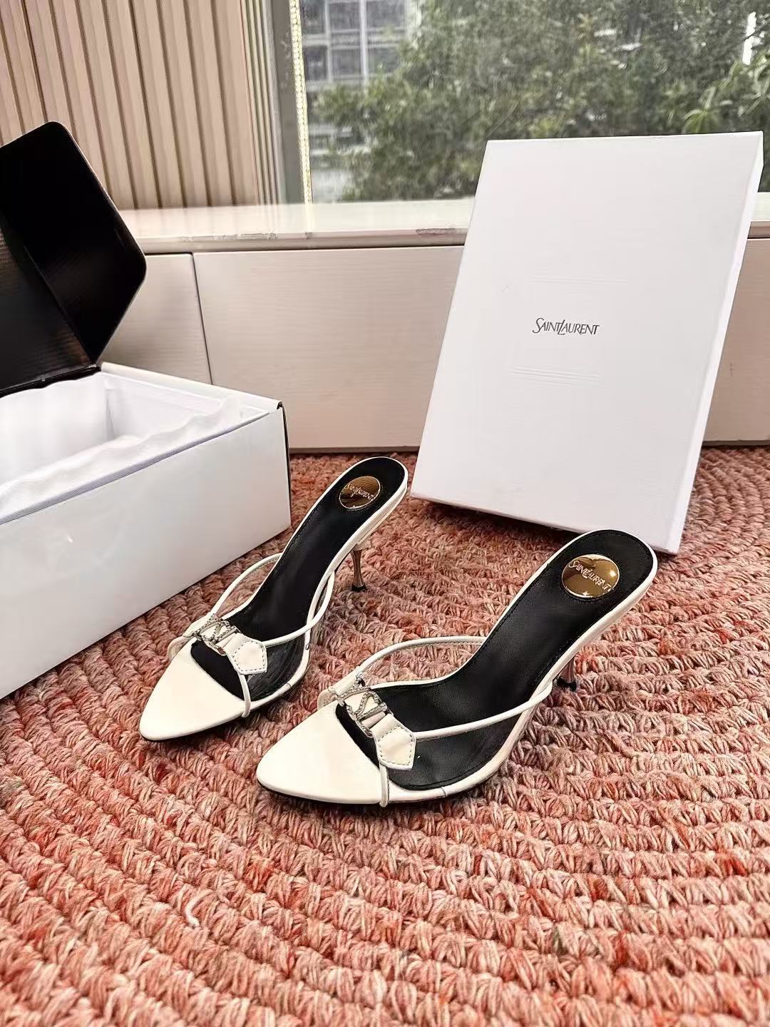 YSL 高品質ポインテッドトゥスティレットヒール【50％割引+送料無料】