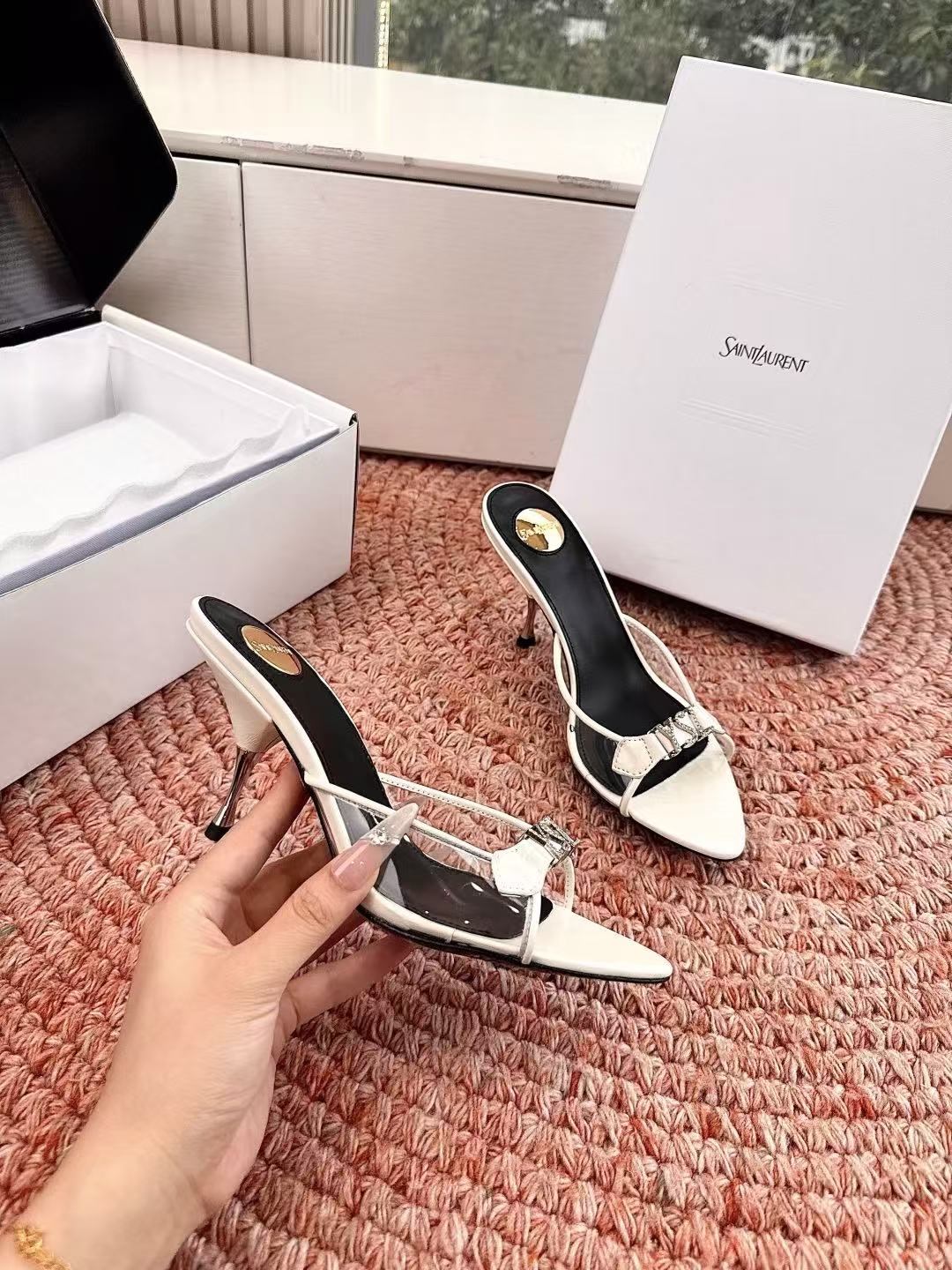 YSL 高品質ポインテッドトゥスティレットヒール【50％割引+送料無料】