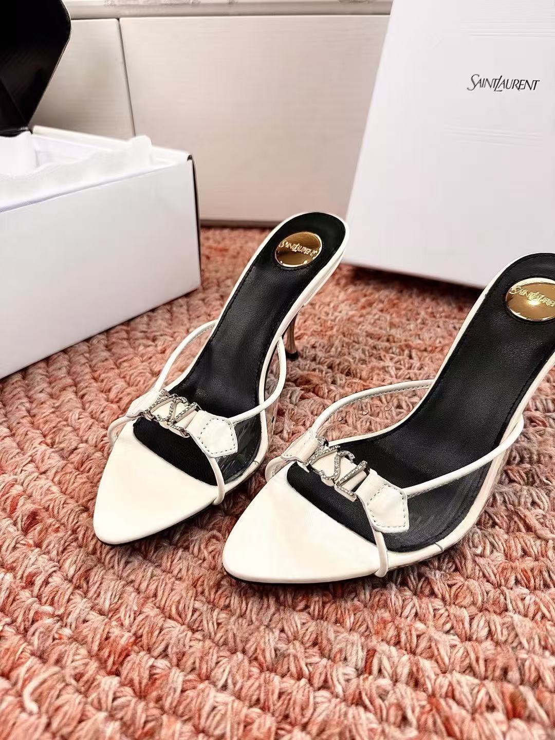 YSL 高品質ポインテッドトゥスティレットヒール【50％割引+送料無料】