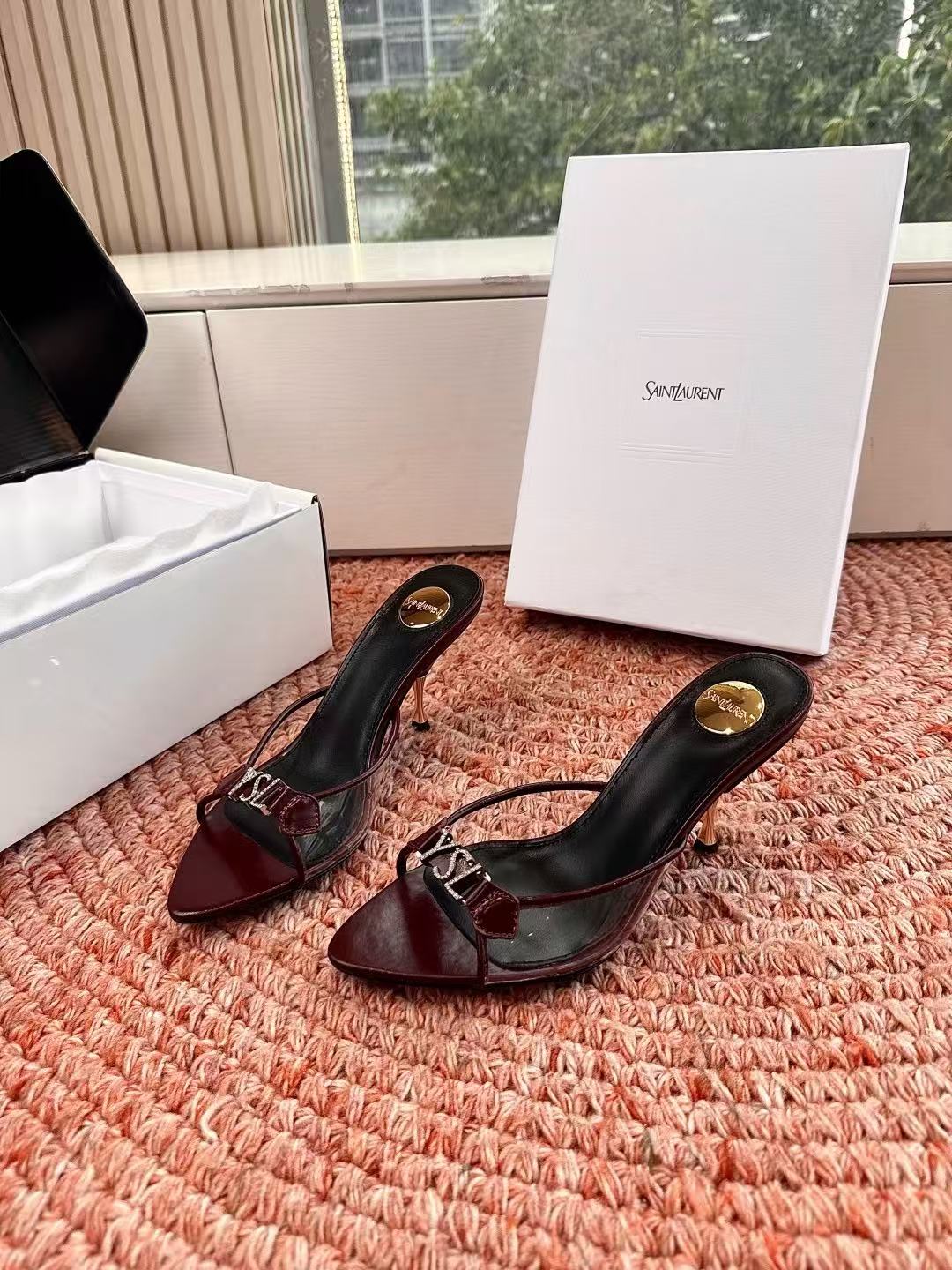 YSL 高品質ポインテッドトゥスティレットヒール【50％割引+送料無料】