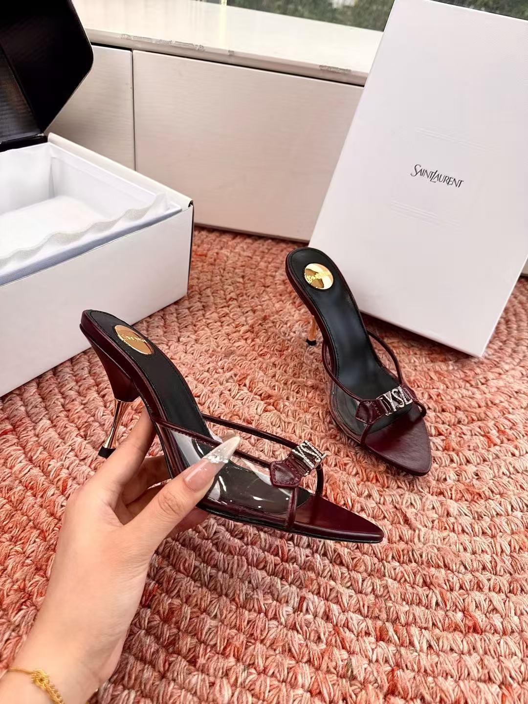 YSL 高品質ポインテッドトゥスティレットヒール【50％割引+送料無料】