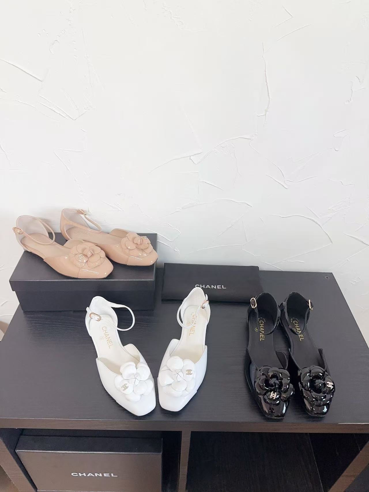 CHANE1 高品質カメリアフラットシューズ【50％割引+送料無料】