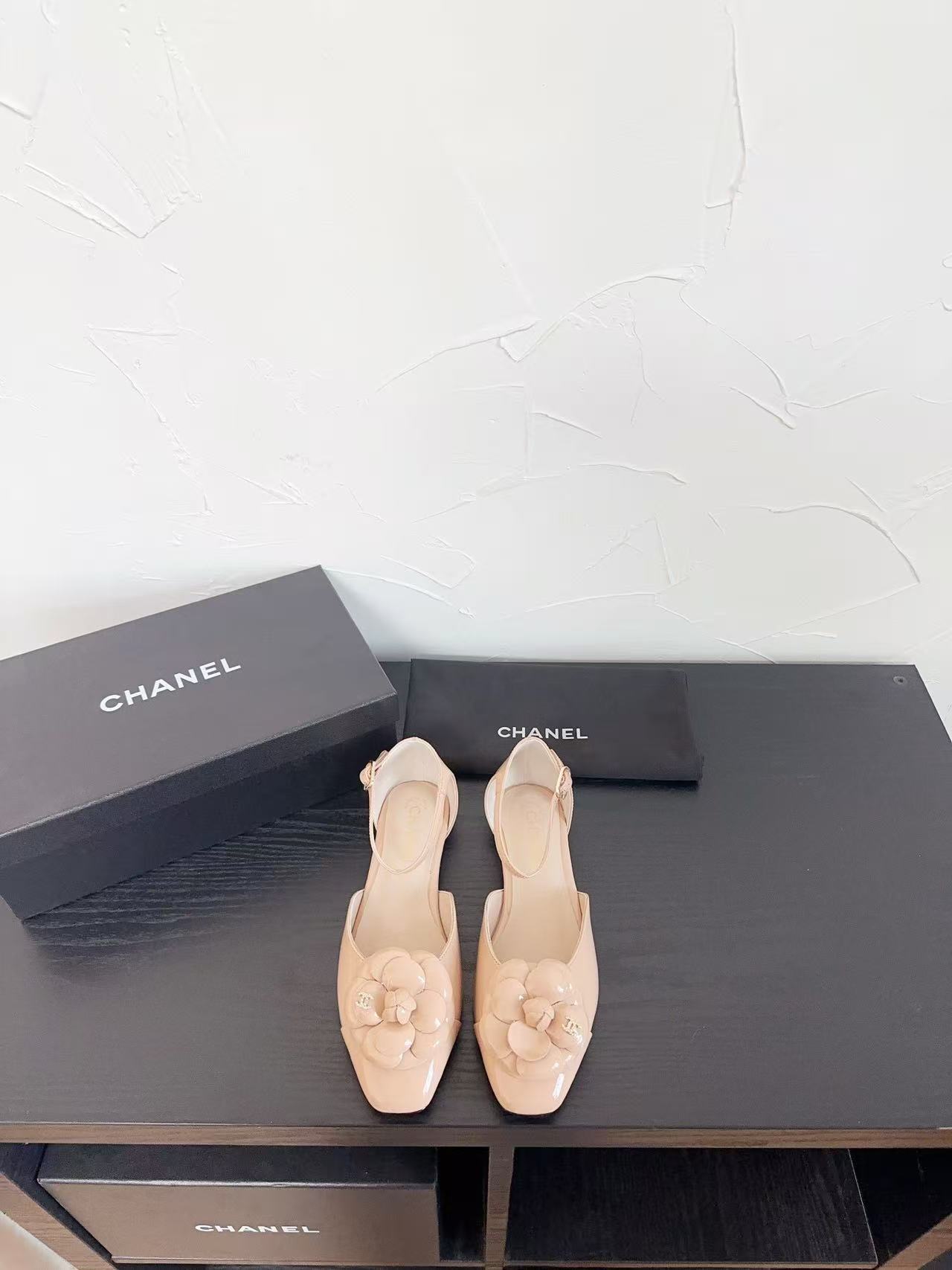 CHANE1 高品質カメリアフラットシューズ【50％割引+送料無料】