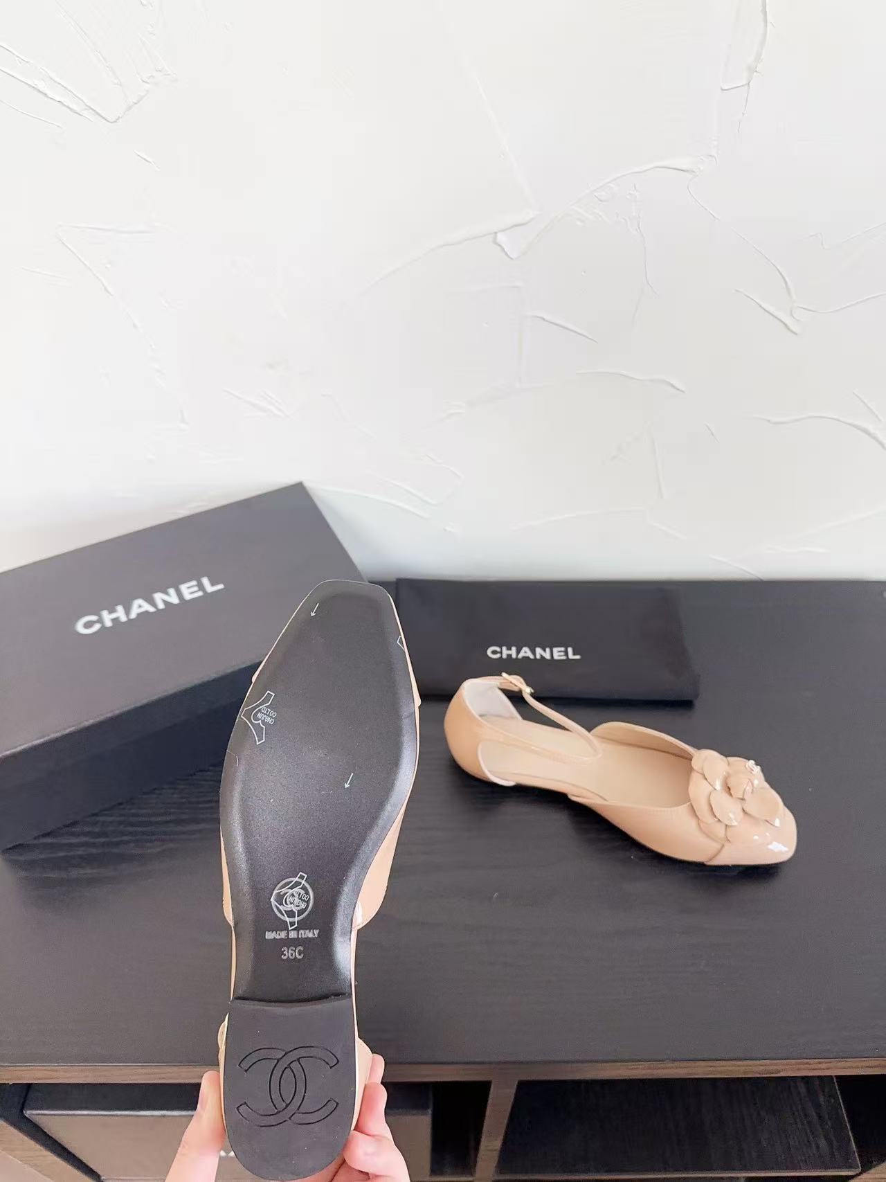 CHANE1 高品質カメリアフラットシューズ【50％割引+送料無料】