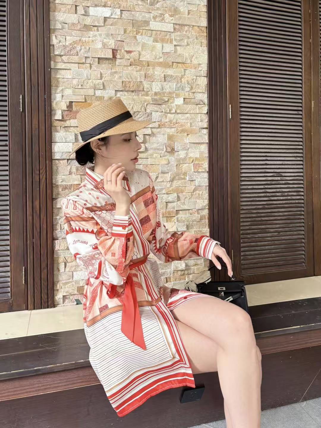 HERME5プリント柄の長袖ワンピース【50％割引+送料無料】