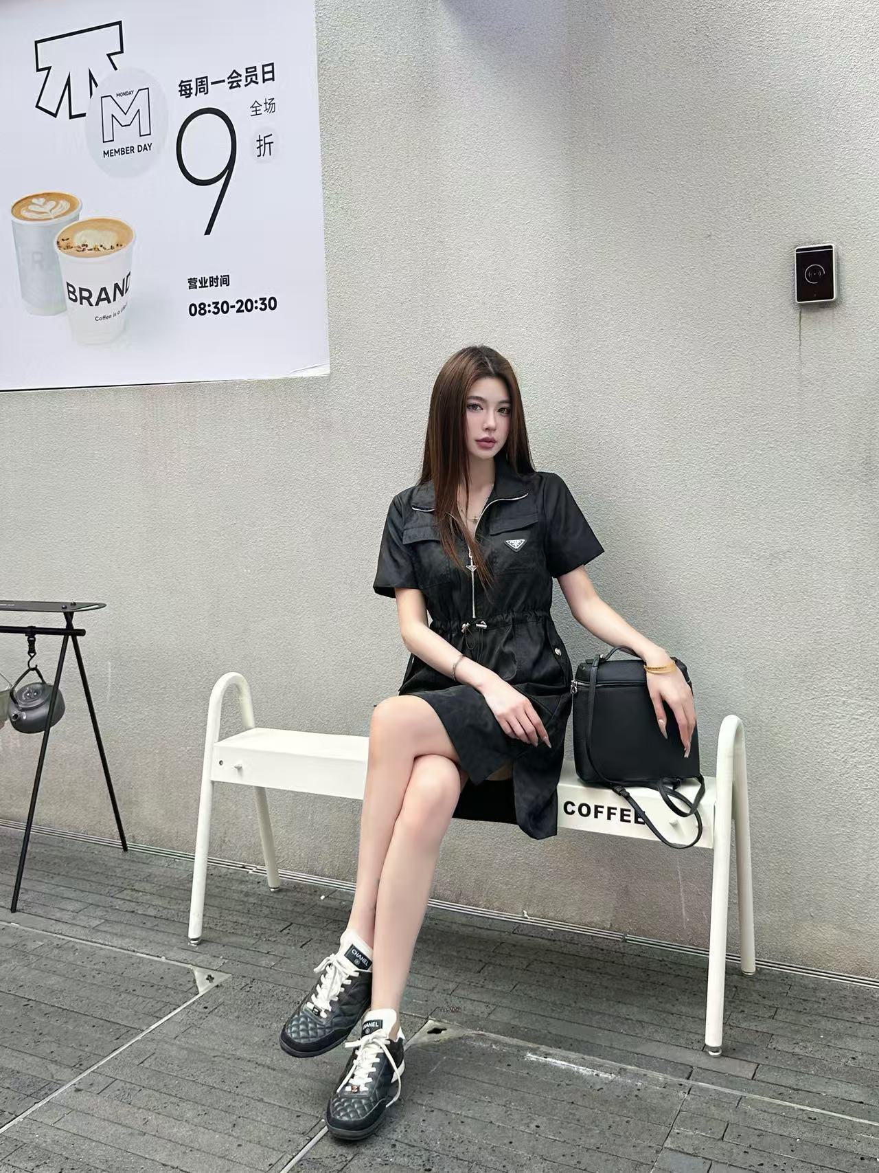 PR4DA トライアングルロゴ ドローストリング 半袖ドレス【50％割引+送料無料】