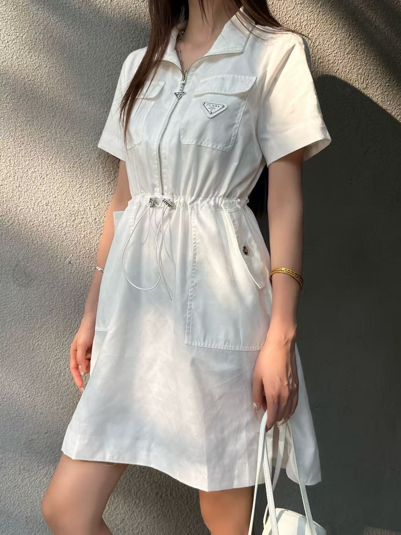 PR4DA トライアングルロゴ ドローストリング 半袖ドレス【50％割引+送料無料】