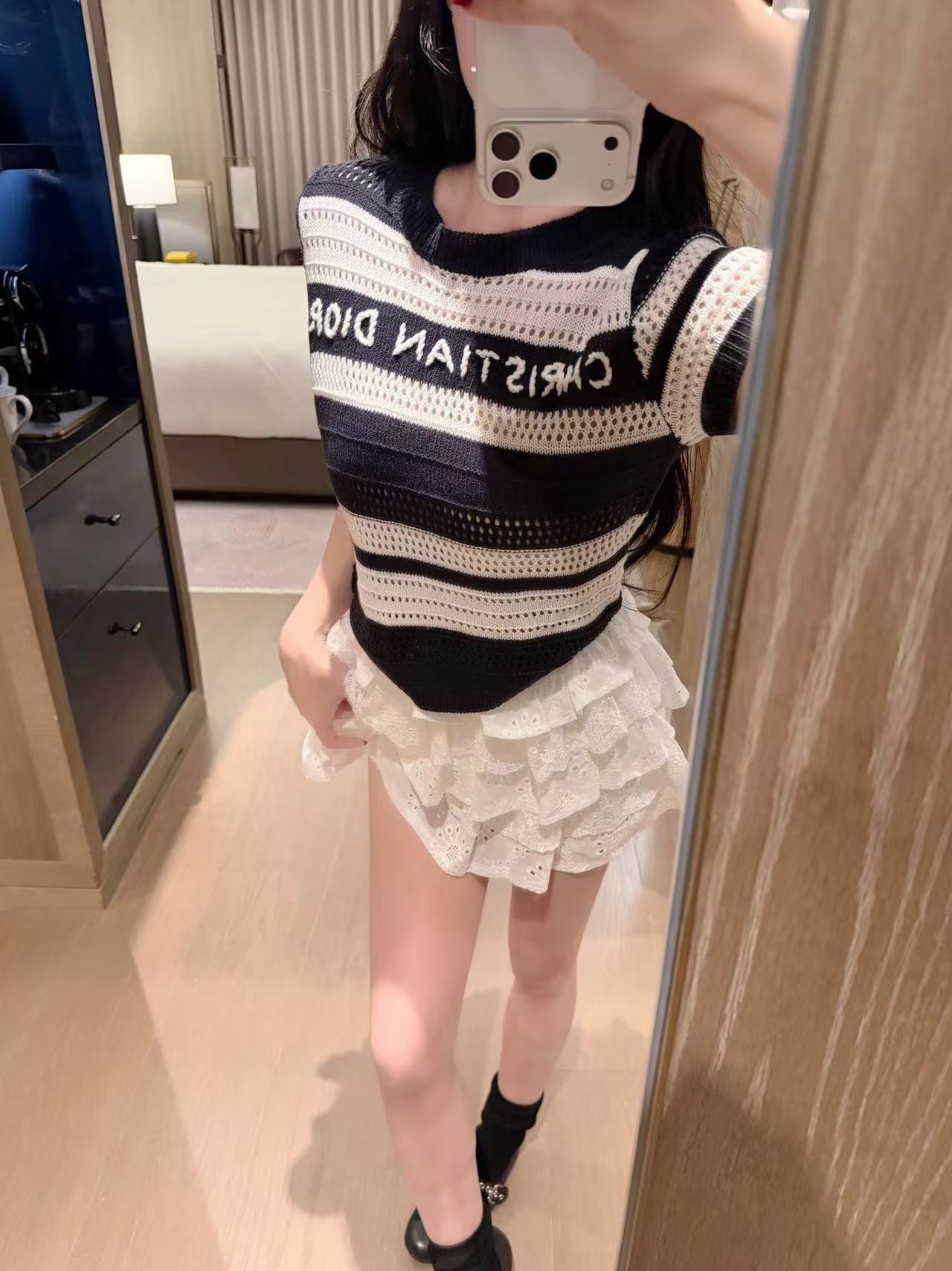 DI0Rストライプ柄のレターセーター【50％割引+送料無料】