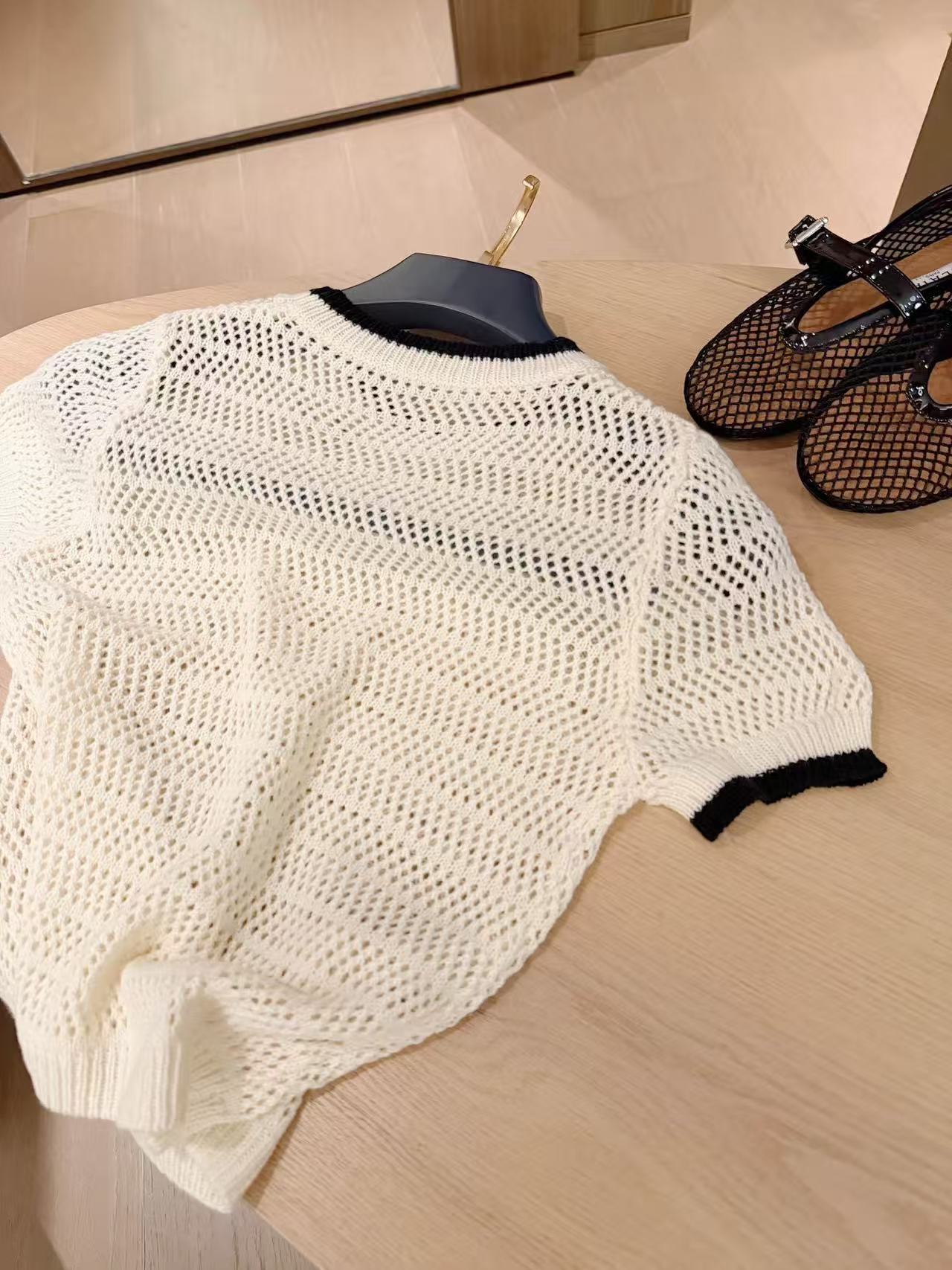 DI0Rストライプ柄のレターセーター【50％割引+送料無料】