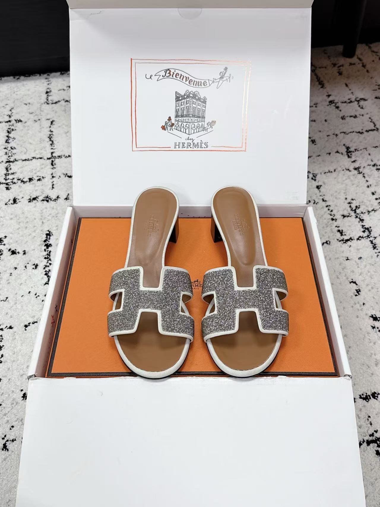 HERME5高品質の牛革製ローヒールシューズ【50％割引+送料無料】