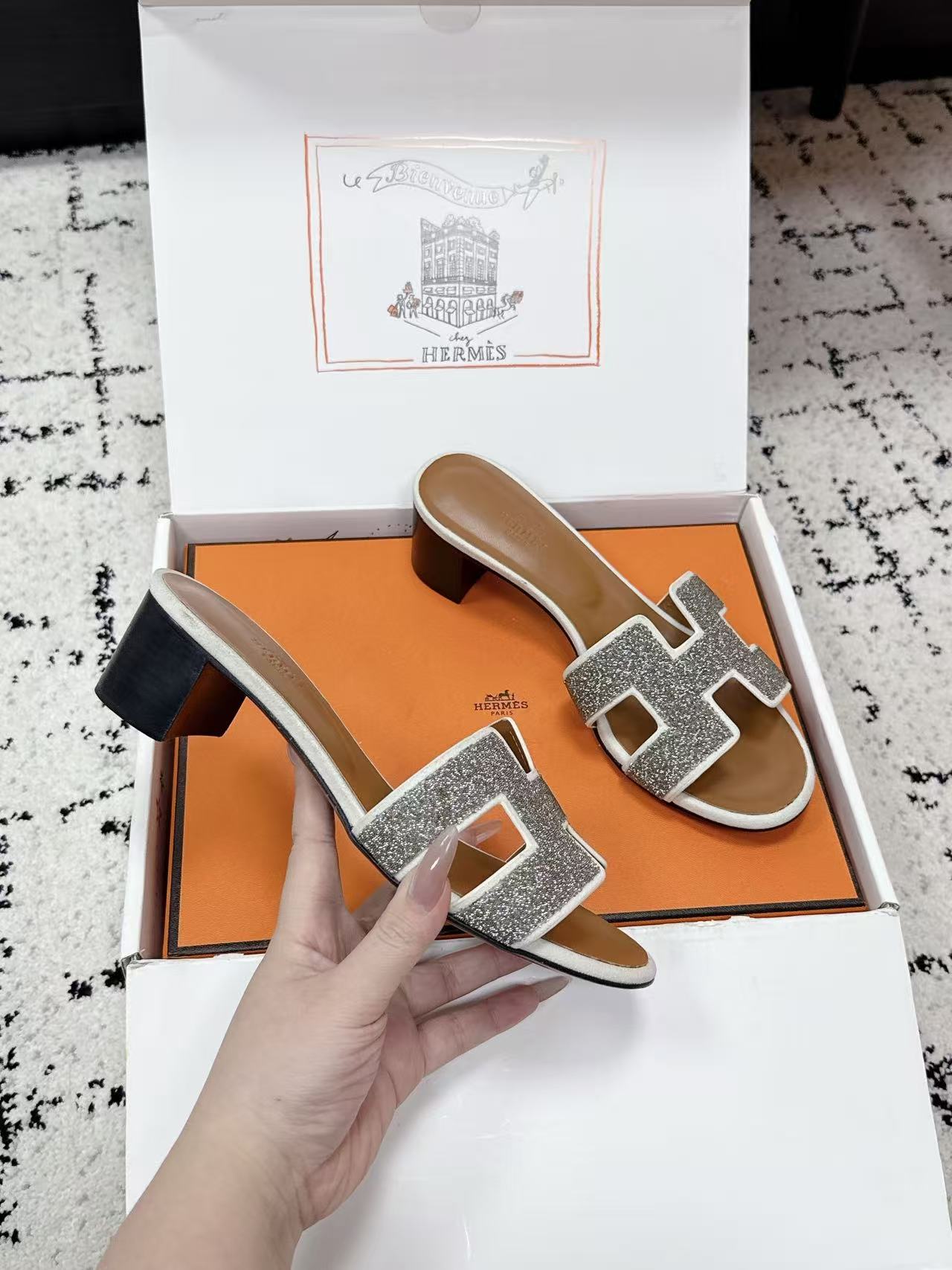 HERME5高品質の牛革製ローヒールシューズ【50％割引+送料無料】