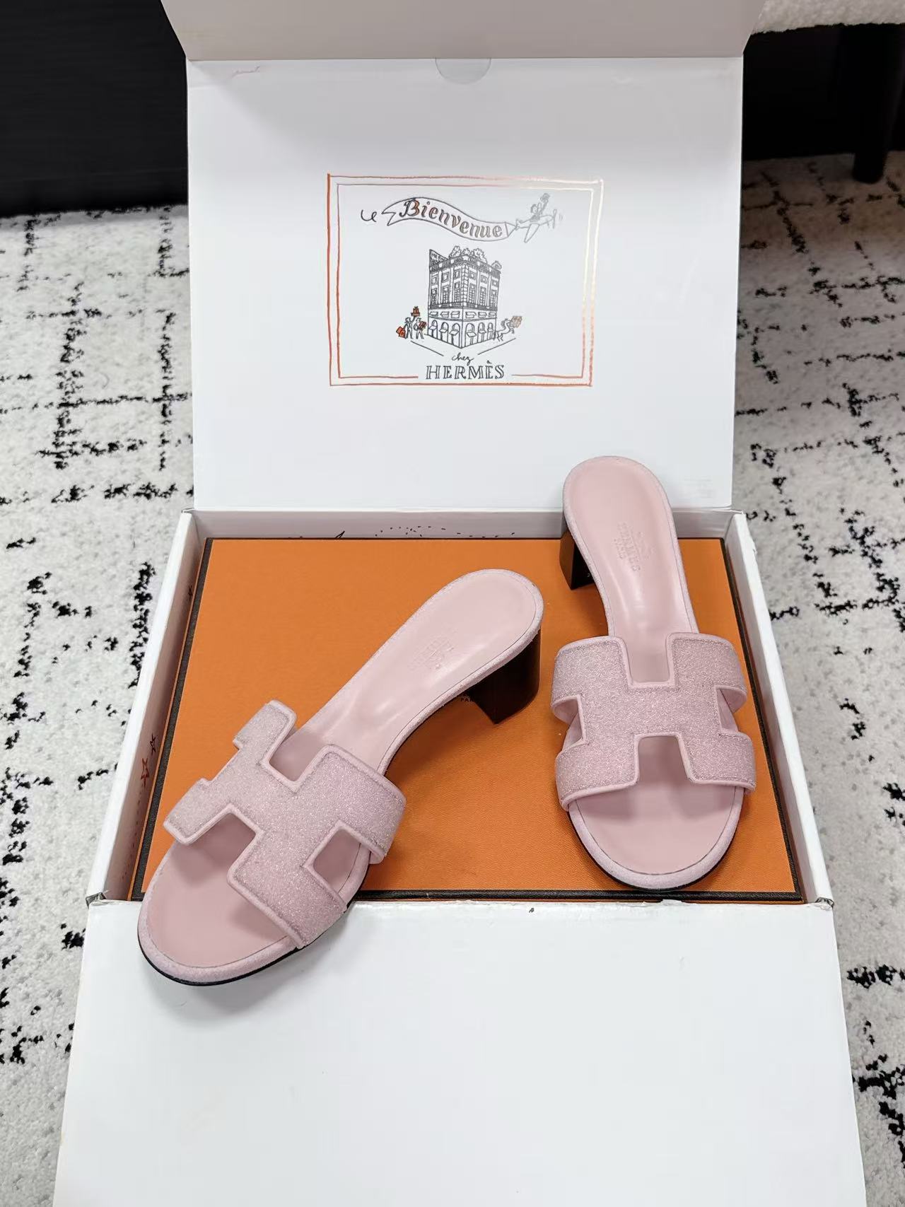 HERME5高品質の牛革製ローヒールシューズ【50％割引+送料無料】