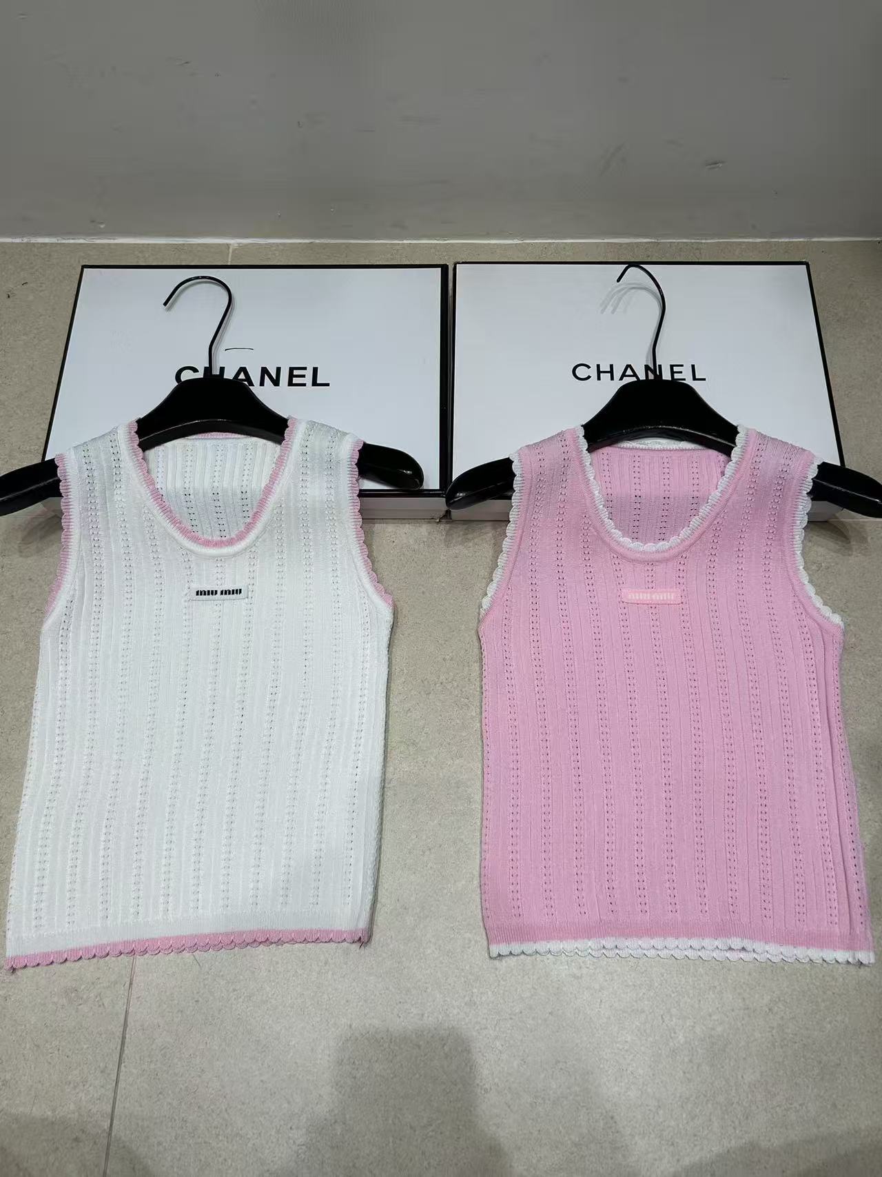 M1UM1U ウールレターベスト【50％割引+送料無料】