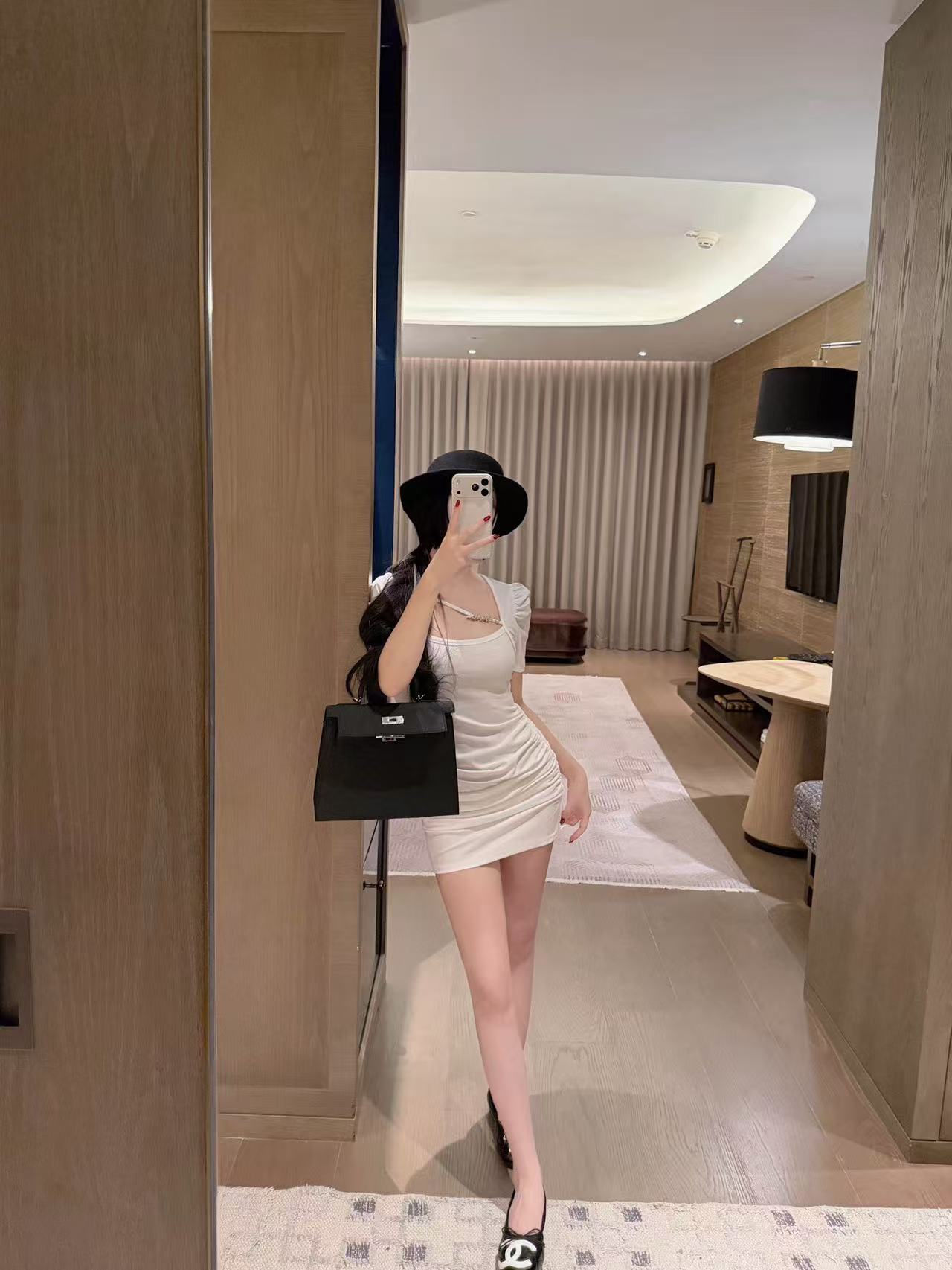 CHANE1 レターフィットドレス【50％割引+送料無料】