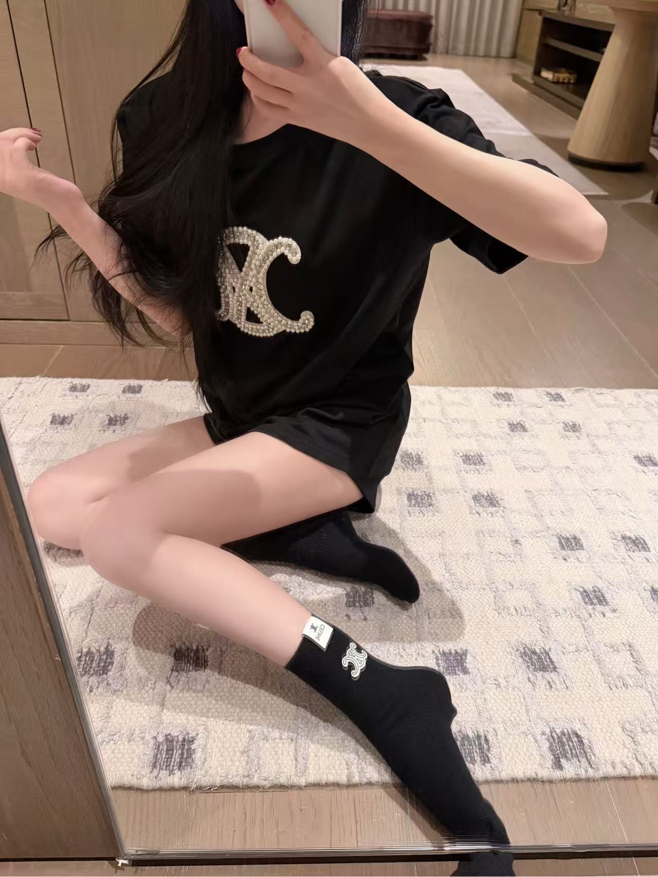 CEL1NEのソックス＋凱旋門Tシャツ【50％割引+送料無料】