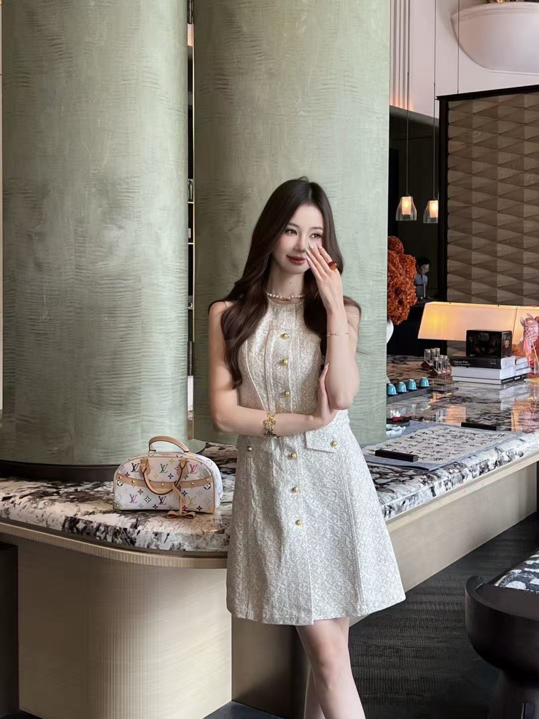 LVジャカードノースリーブドレス（メタルボタン付き）【50％割引+送料無料】