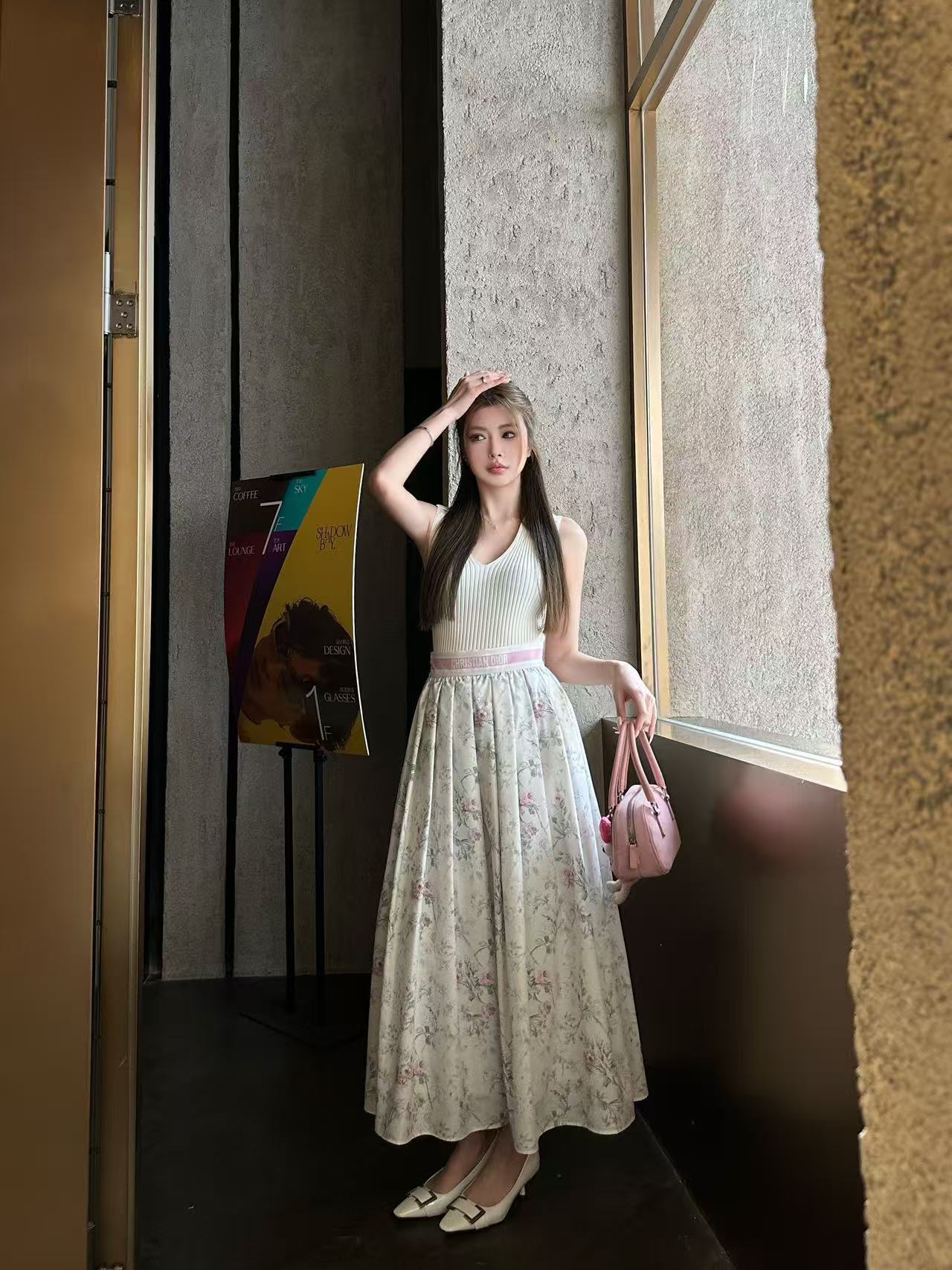 DI0R花柄プリントのミディスカート【50％割引+送料無料】