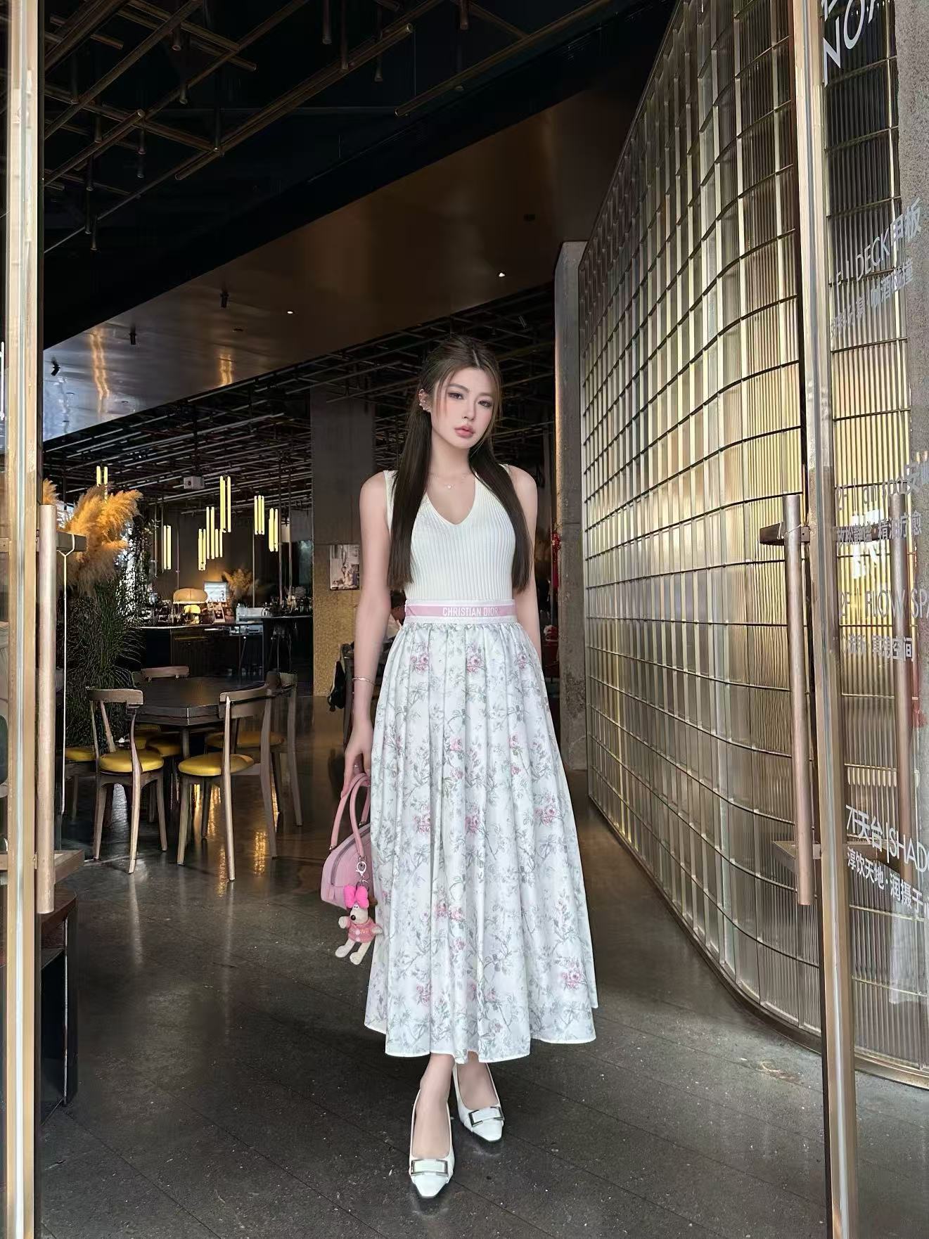 DI0R花柄プリントのミディスカート【50％割引+送料無料】