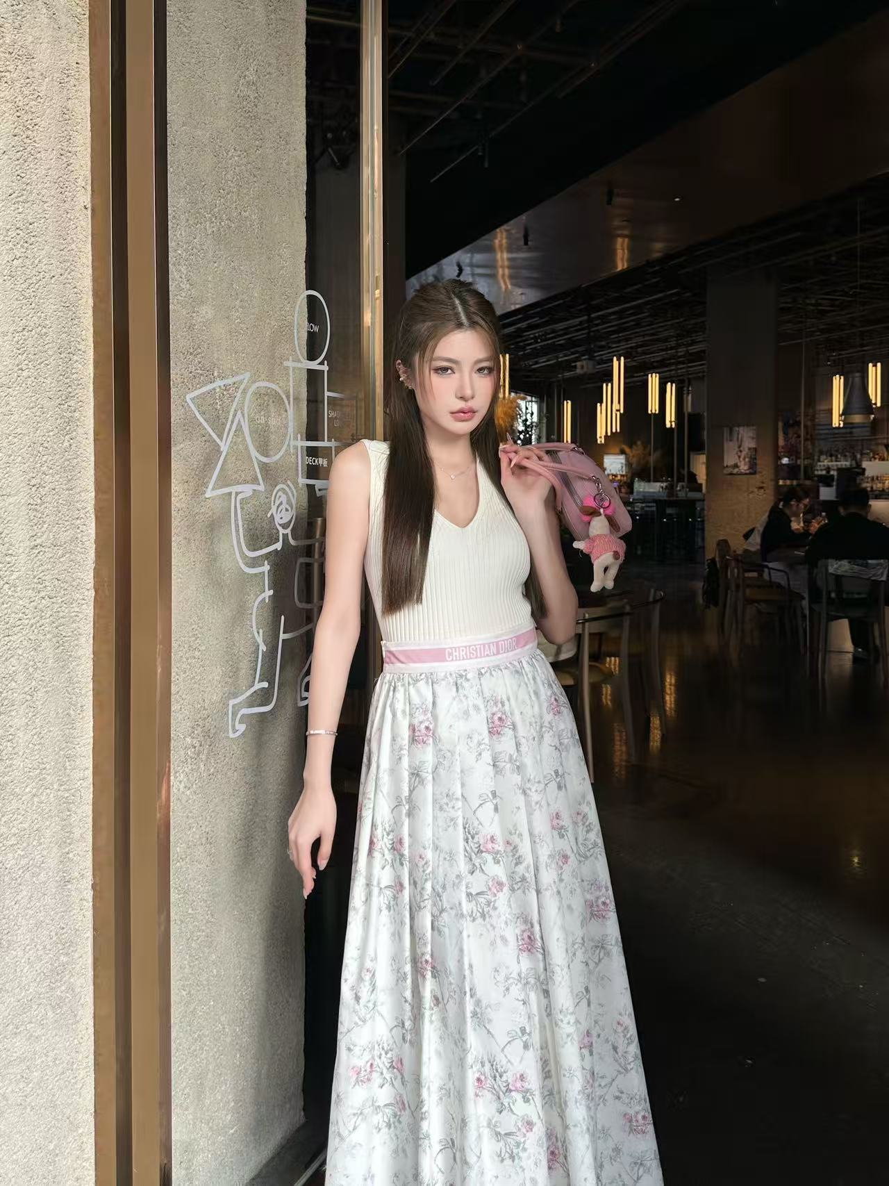 DI0R花柄プリントのミディスカート【50％割引+送料無料】