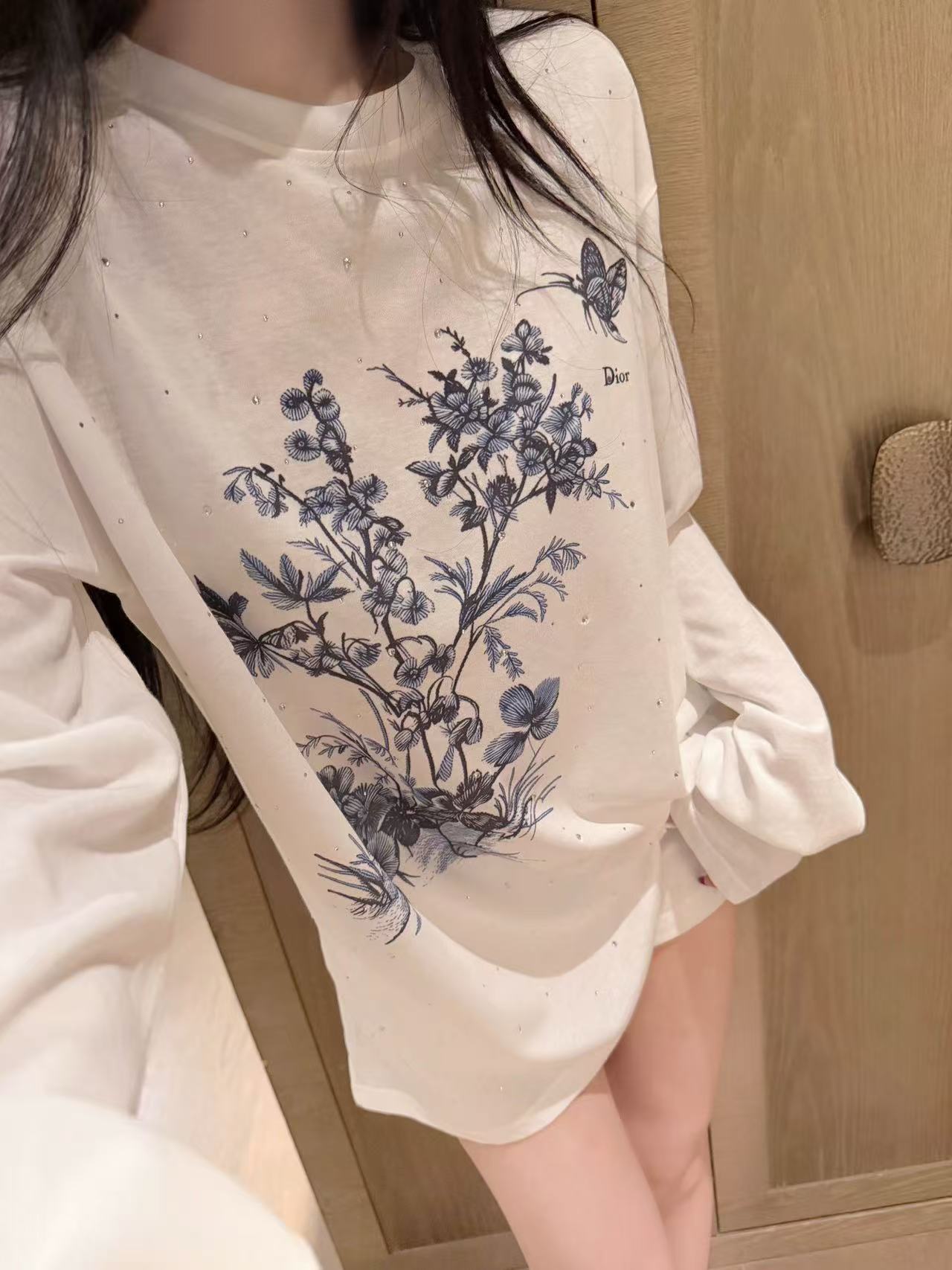 DI0Rプリント入り長袖Tシャツ【50％割引+送料無料】