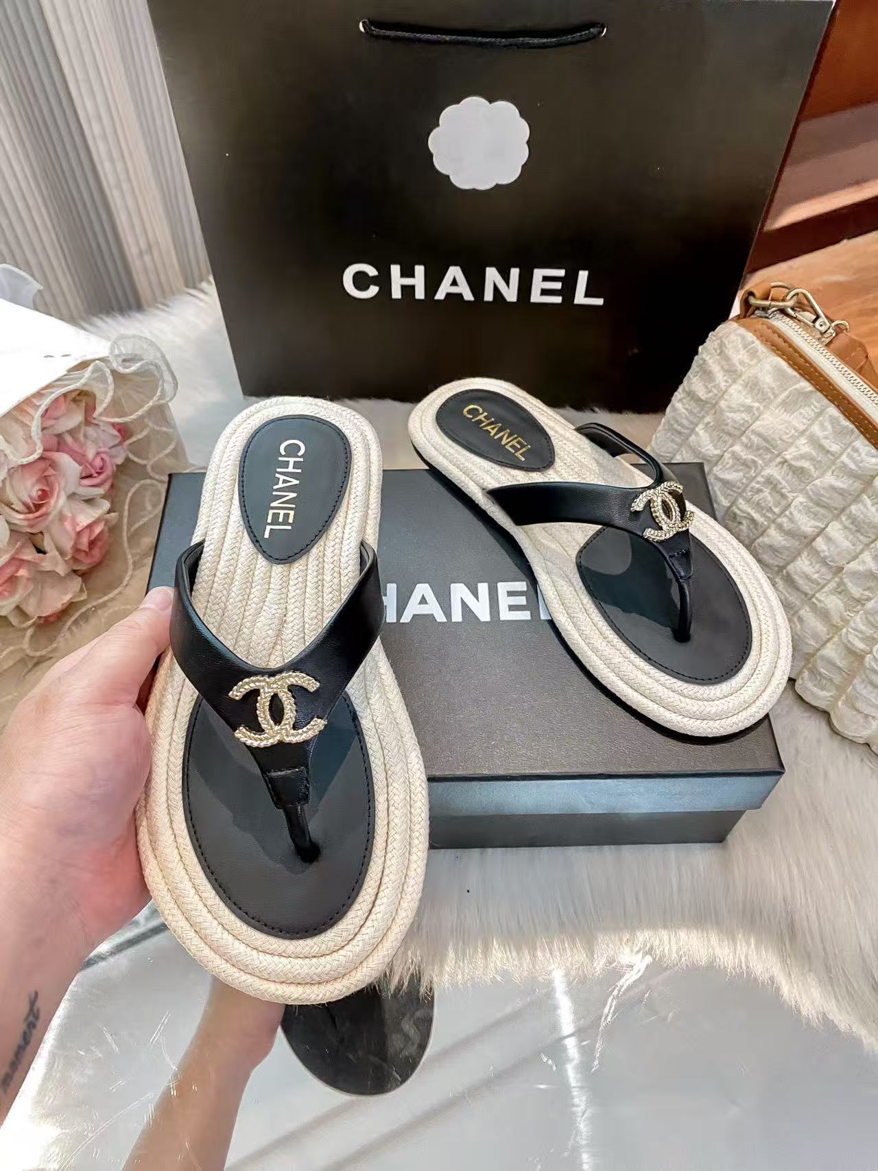 CHANE1 ダブルCカラーブロックフラットスリッパ【50％割引+送料無料】