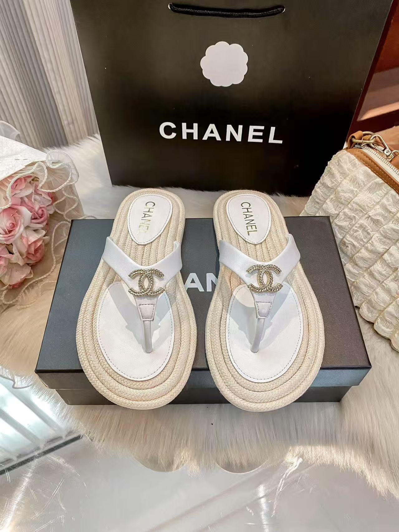 CHANE1 ダブルCカラーブロックフラットスリッパ【50％割引+送料無料】