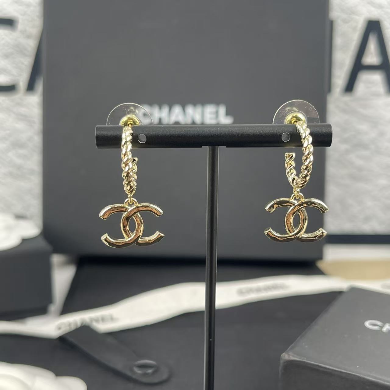 CHANE1 ダブルCフックピアス【50％割引+送料無料】