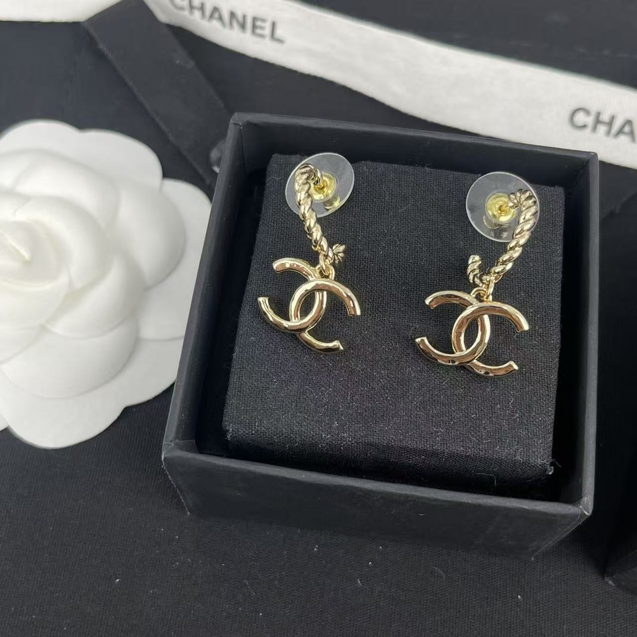 CHANE1 ダブルCフックピアス【50％割引+送料無料】