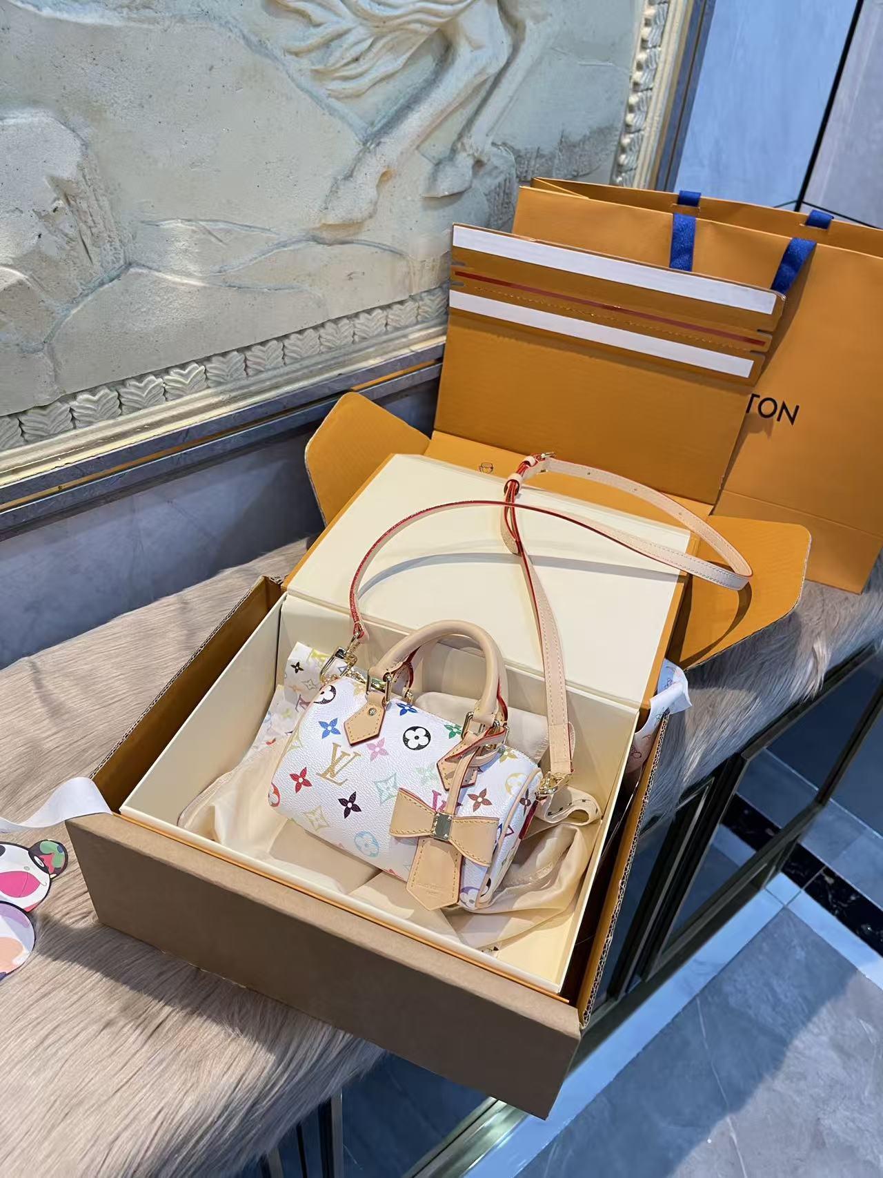 LV Speedyハンドバッグ【50％割引+送料無料】
