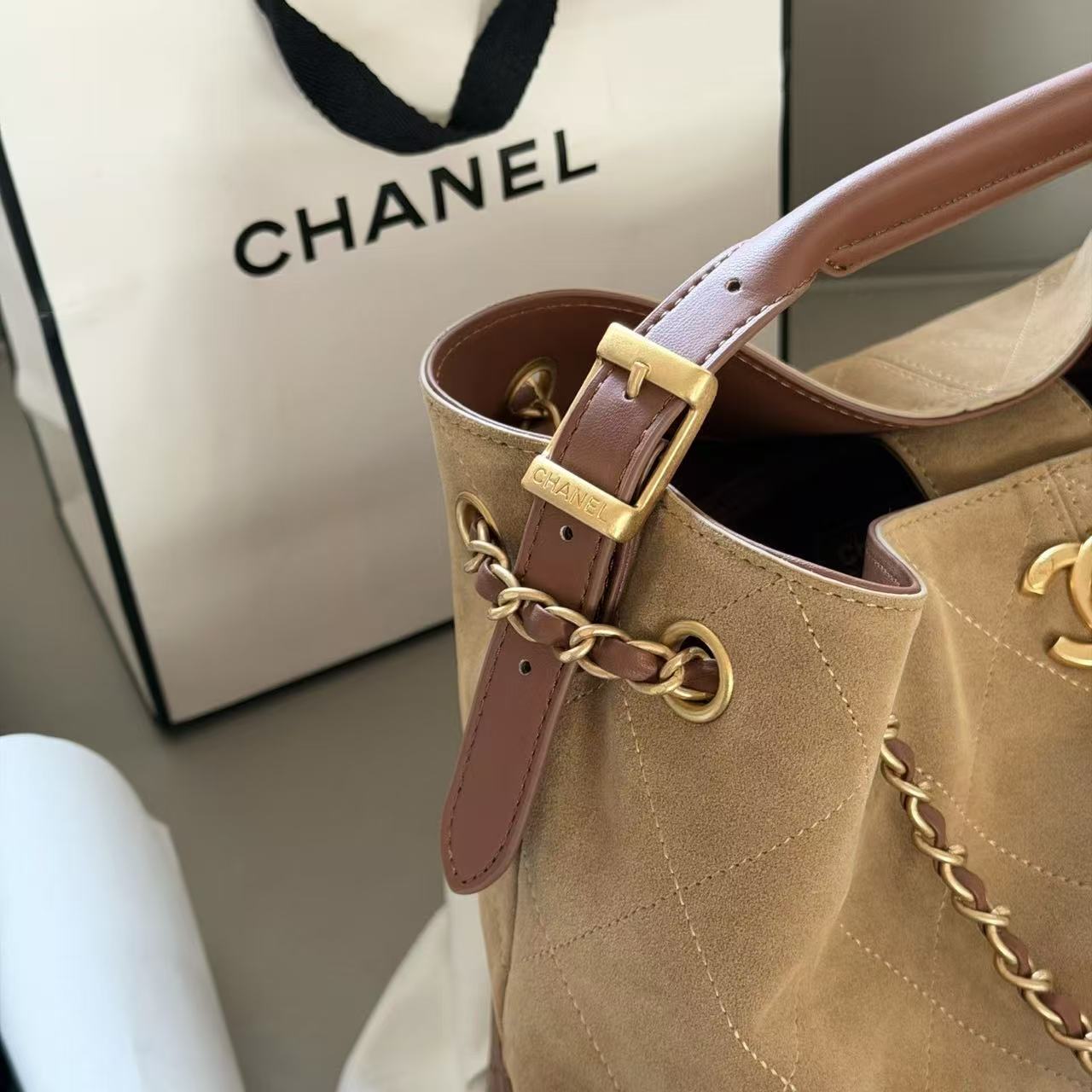 CHANE1 チェーン ディアスキン ショッピングバッグ【50％割引+送料無料】