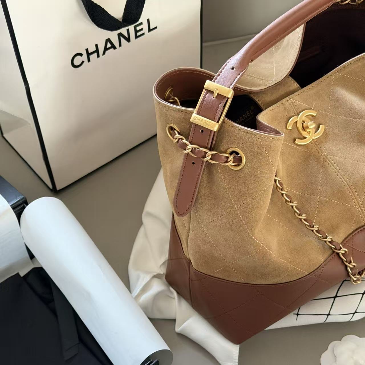 CHANE1 チェーン ディアスキン ショッピングバッグ【50％割引+送料無料】
