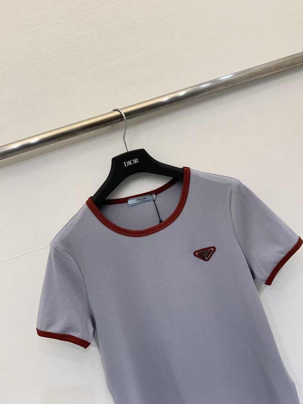 PR4DA トライアングルロゴ入りカラーブロックTシャツ【50％割引+送料無料】