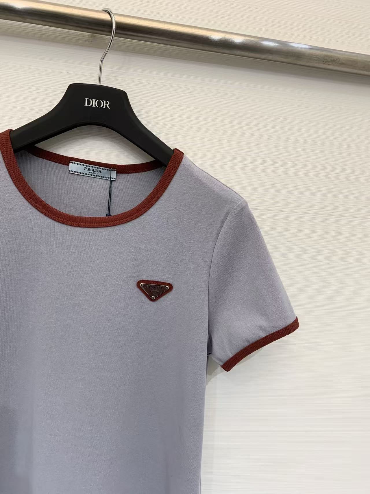 PR4DA トライアングルロゴ入りカラーブロックTシャツ【50％割引+送料無料】