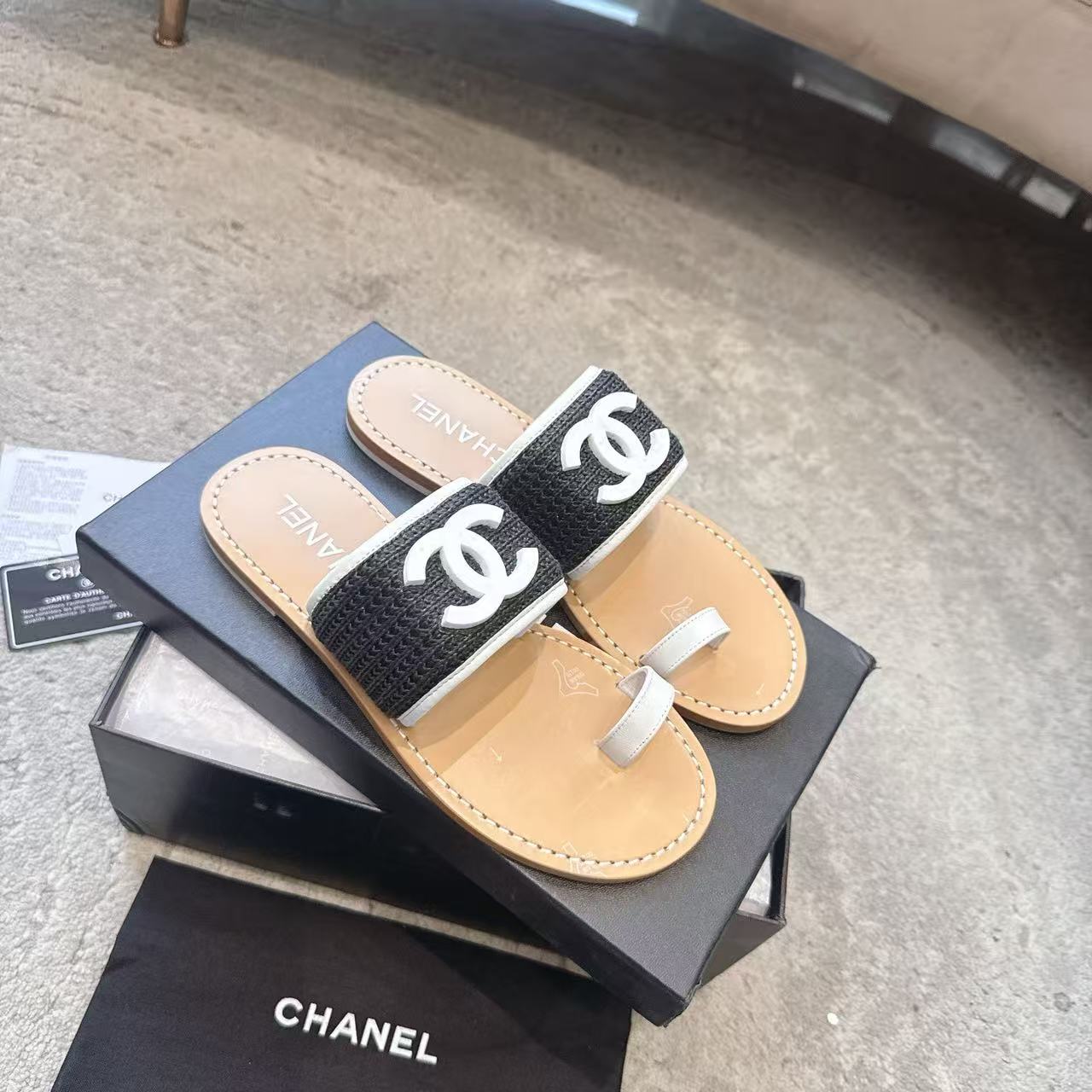 CHANE1 高品質ダブルCスリッパ【50％割引+送料無料】