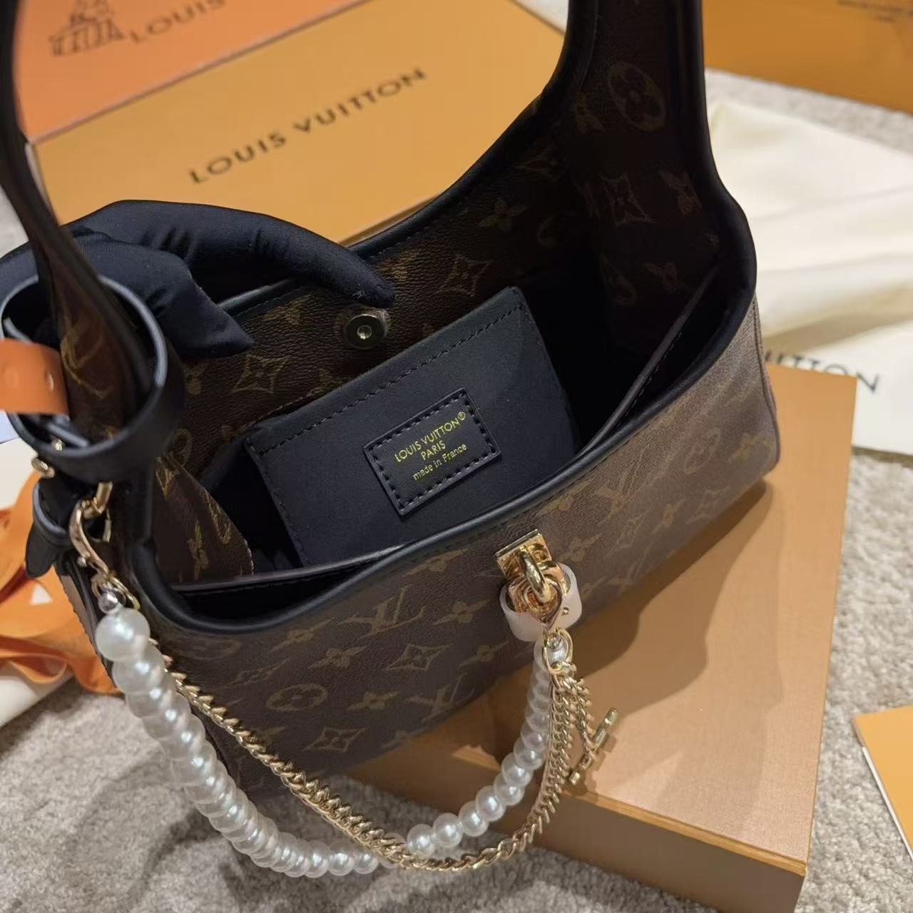 LV The Drop脇下バッグ【50％割引+送料無料】