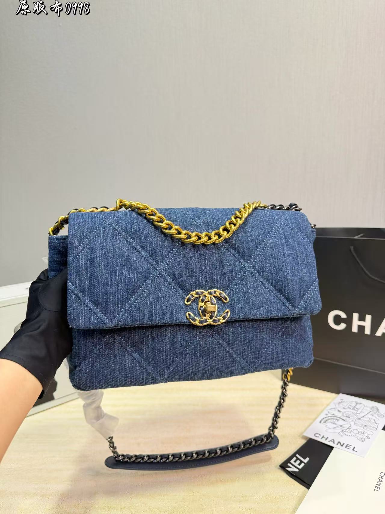 CHANE1デニムチェーンバッグ【50％割引+送料無料】