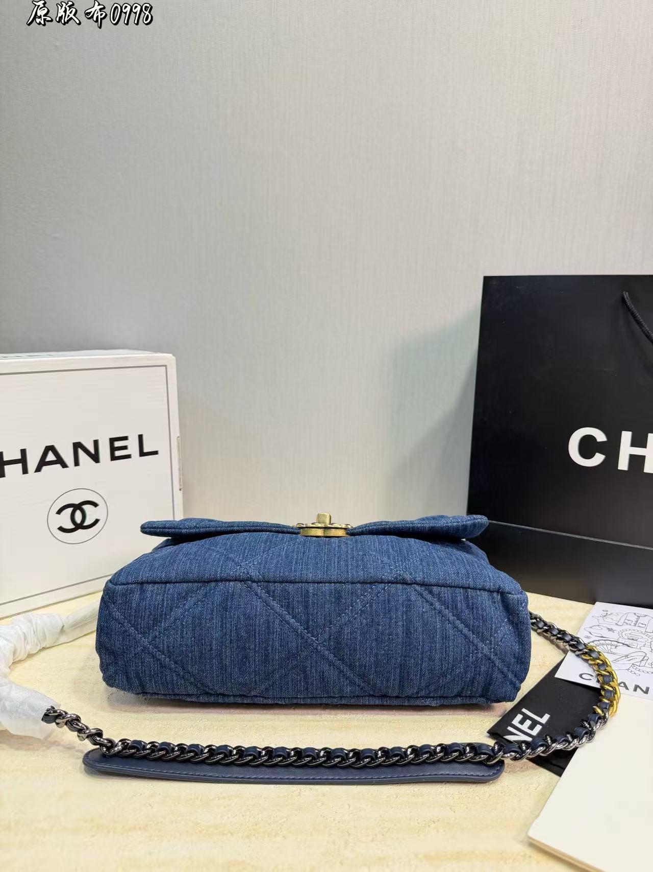 CHANE1デニムチェーンバッグ【50％割引+送料無料】