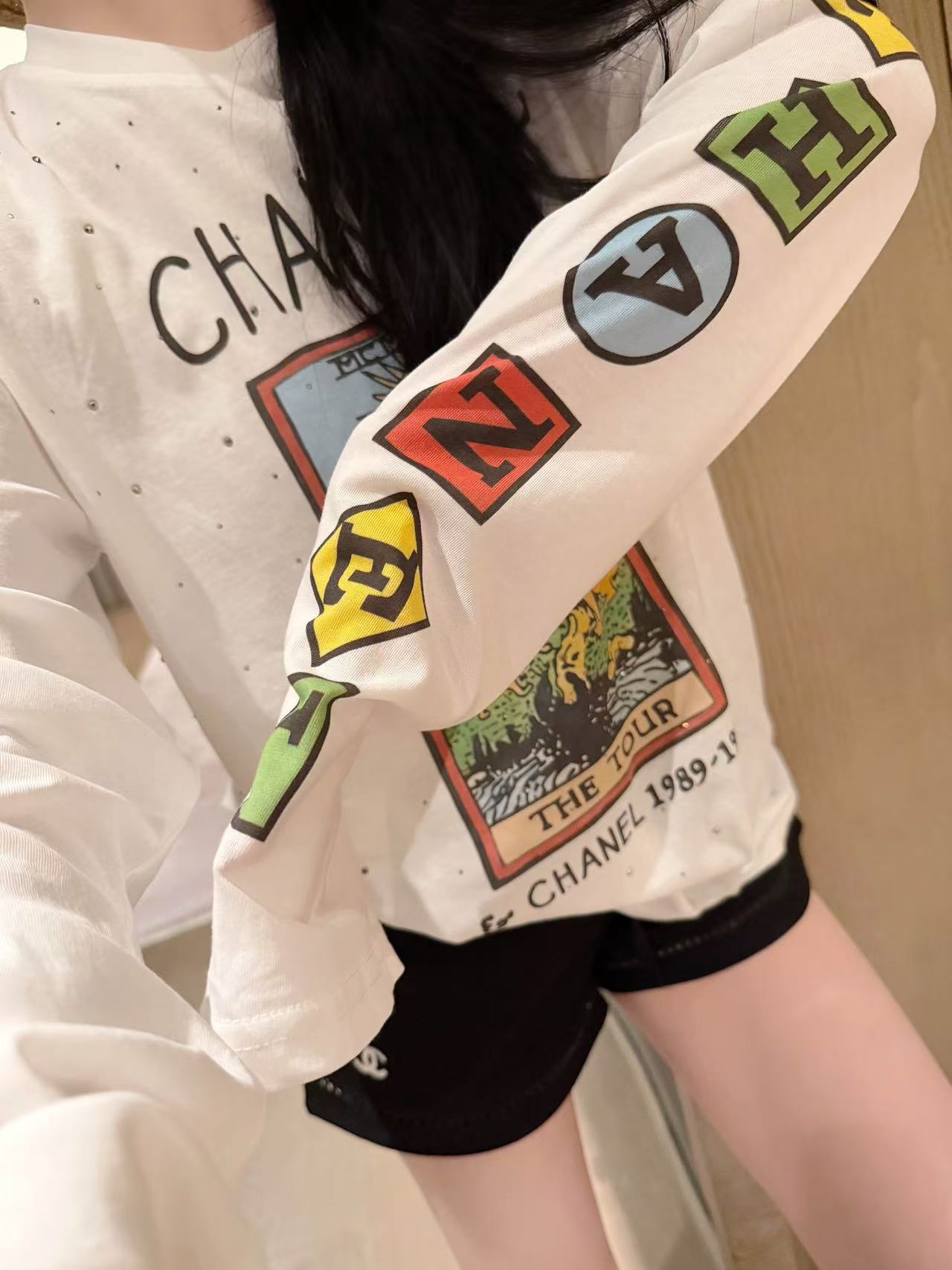 CHANE1 カラフルレター日焼け止めラインストーンTシャツ【50％割引+送料無料】
