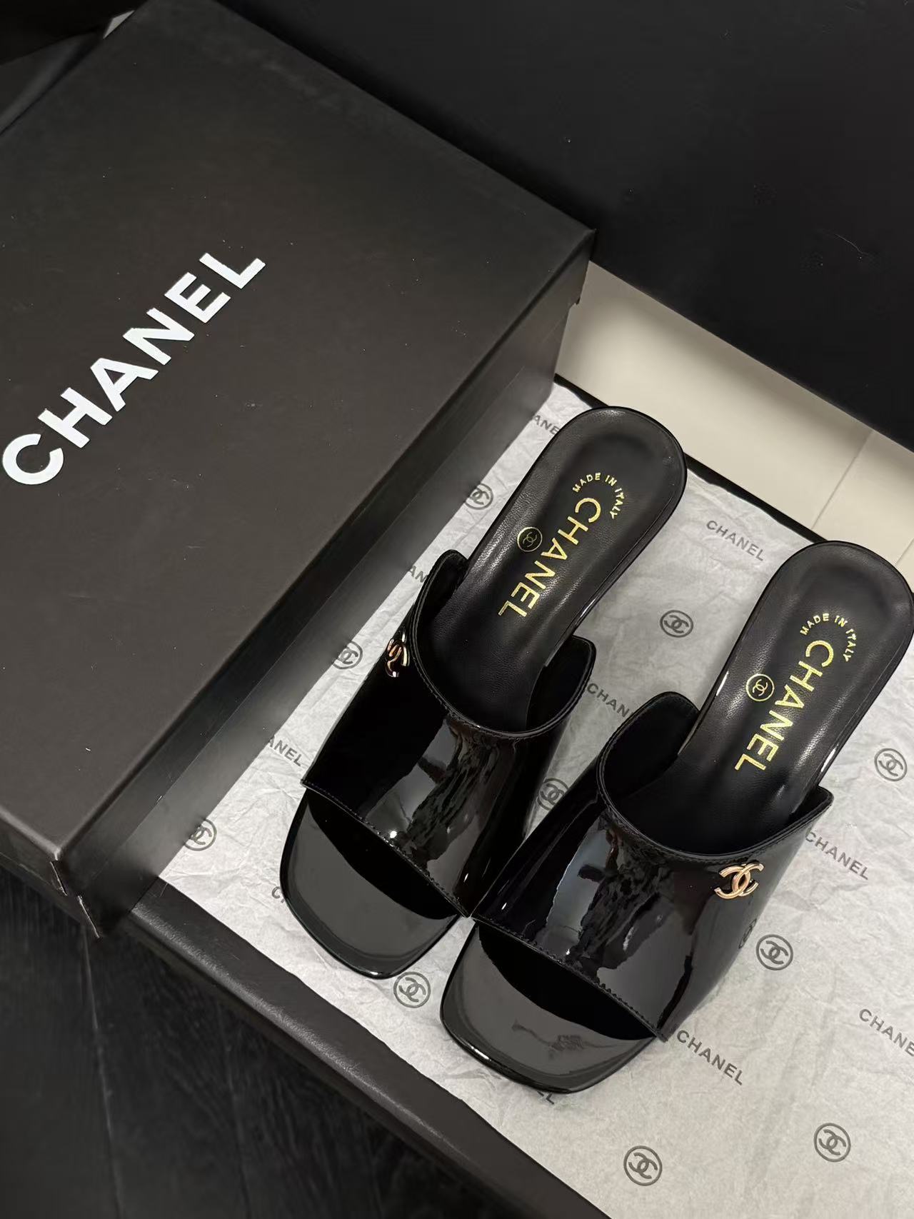CHANE1 ダブルC ローヒール【50％割引+送料無料】