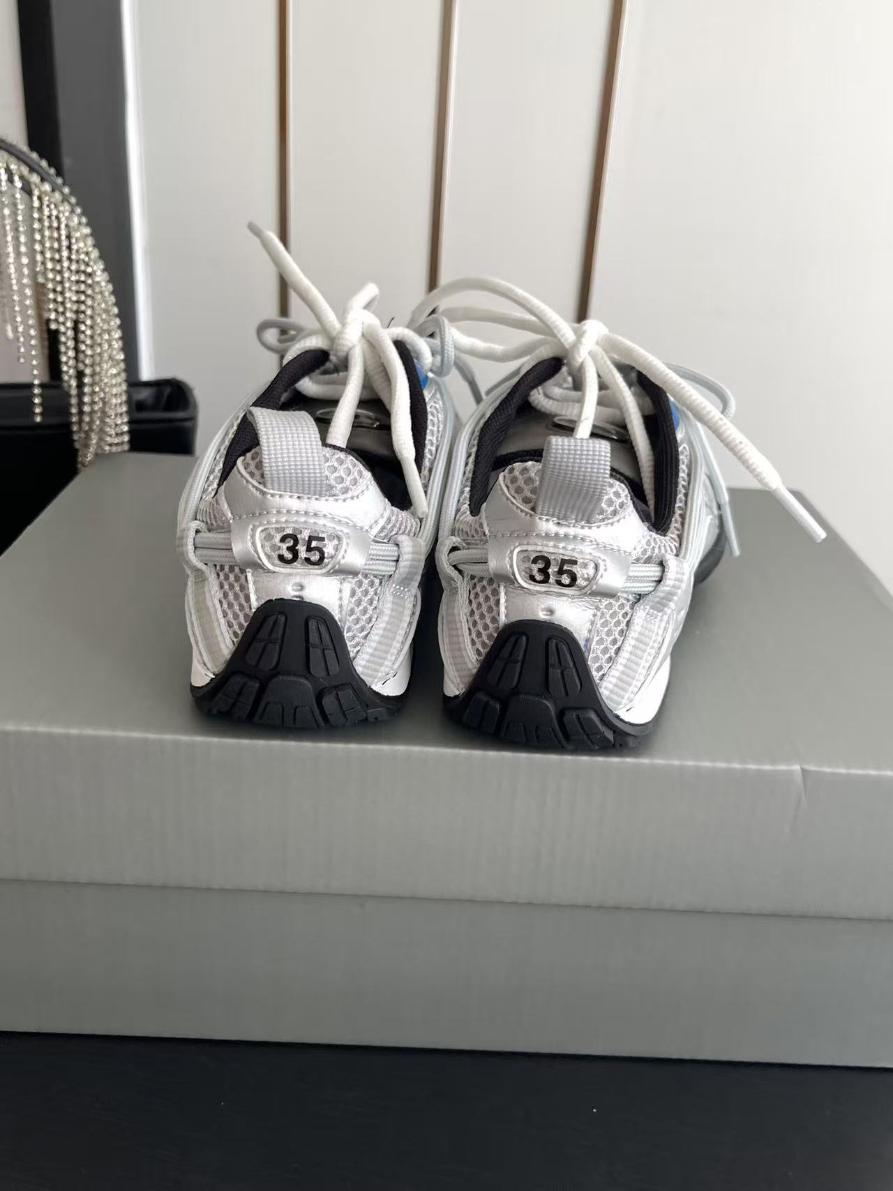 BALENC1AG 高品質レースアップカジュアルシューズ【50％割引+送料無料】